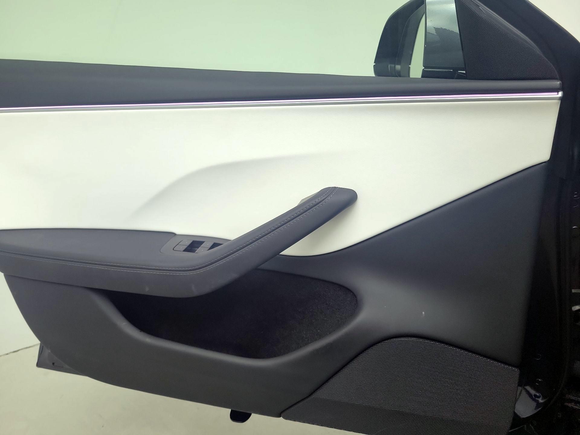 Thumbnail: 2025 Tesla Model 3 - 12