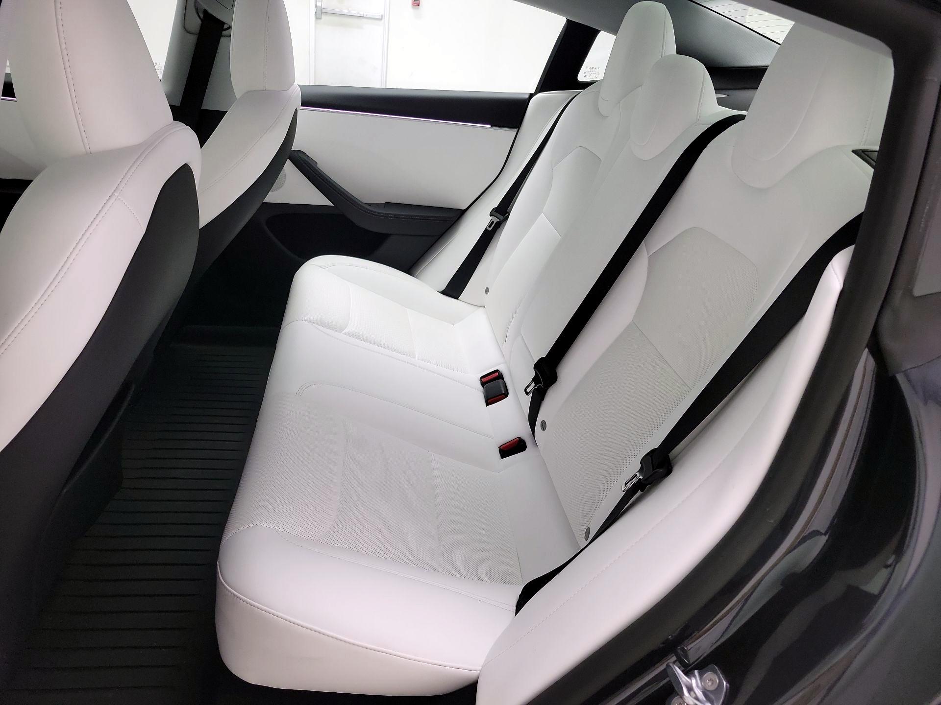 Thumbnail: 2025 Tesla Model 3 - 20