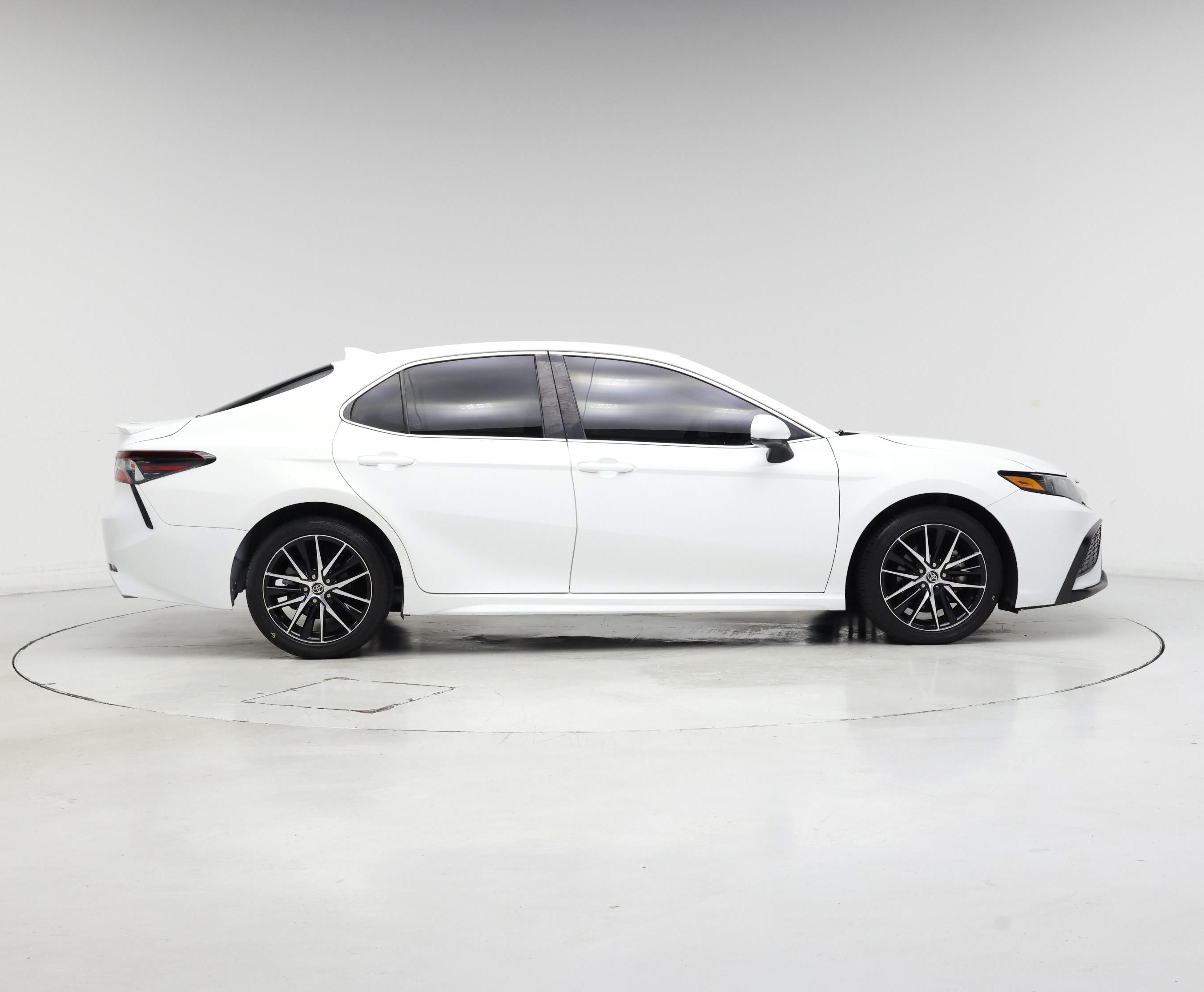 Thumbnail: 2021 Toyota Camry - 7