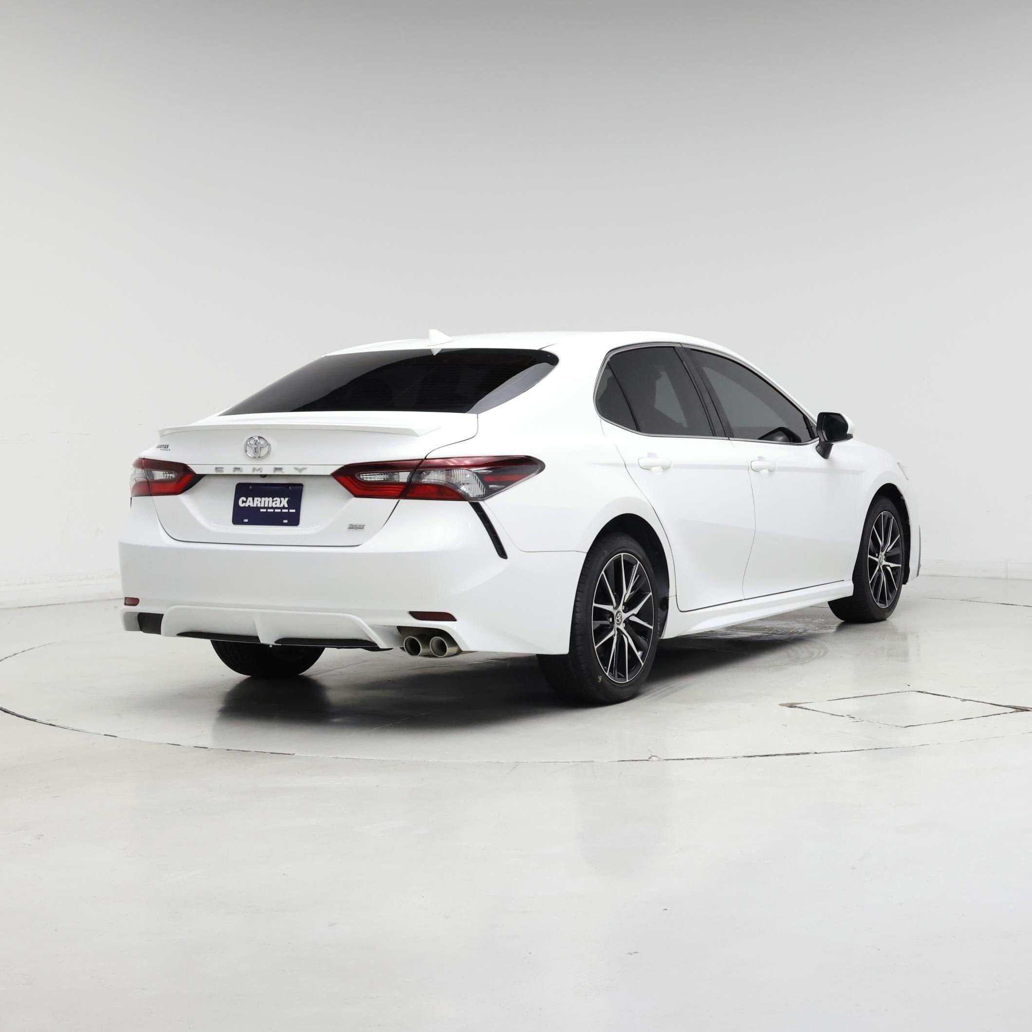 Thumbnail: 2021 Toyota Camry - 8