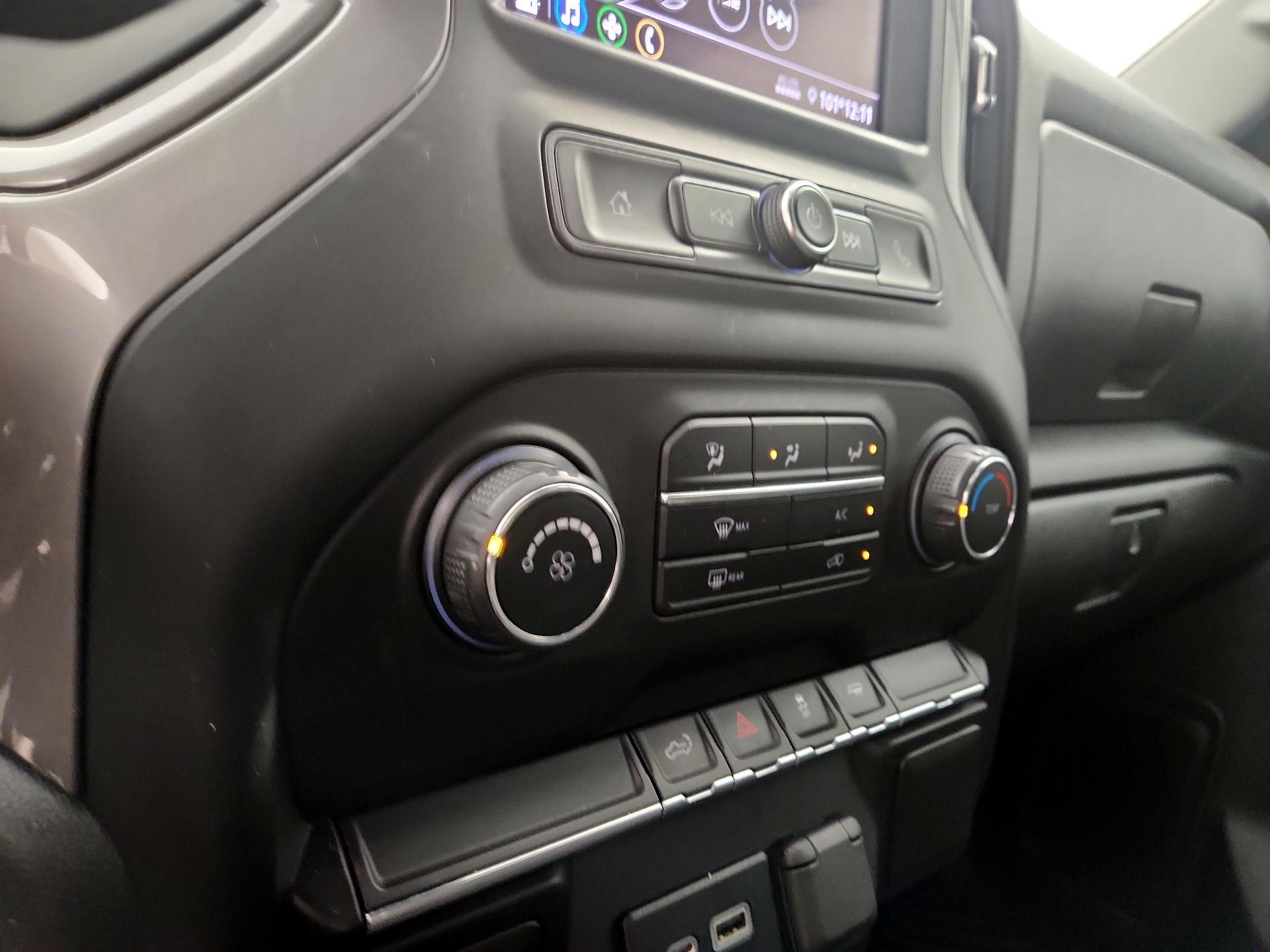Thumbnail: 2021 Chevrolet Silverado 1500 - 16