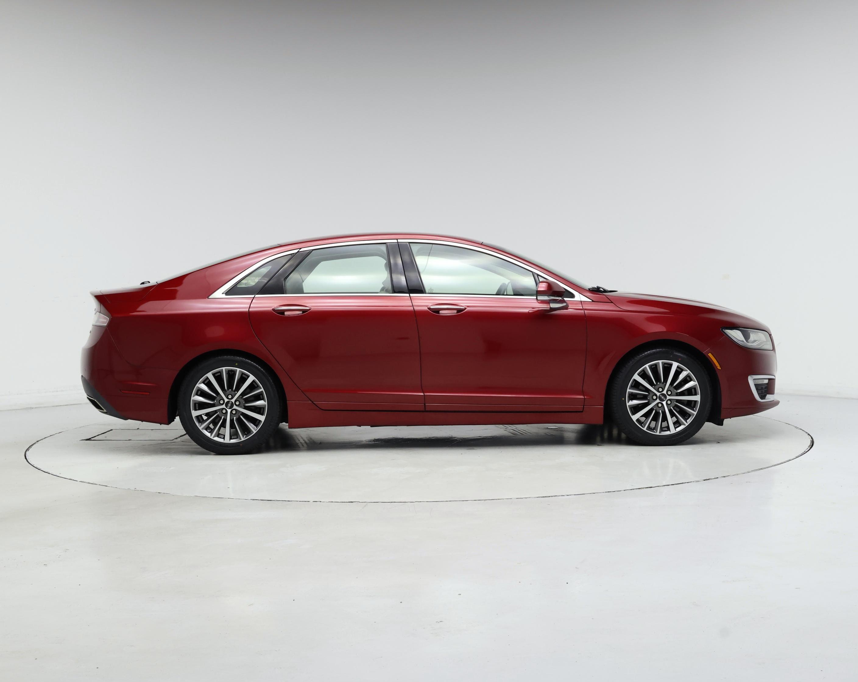 Thumbnail: 2019 Lincoln MKZ - 7