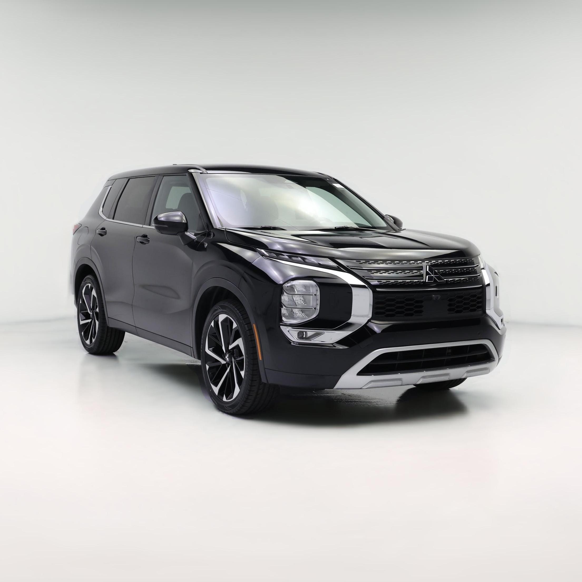 Thumbnail: 2022 Mitsubishi Outlander - 1