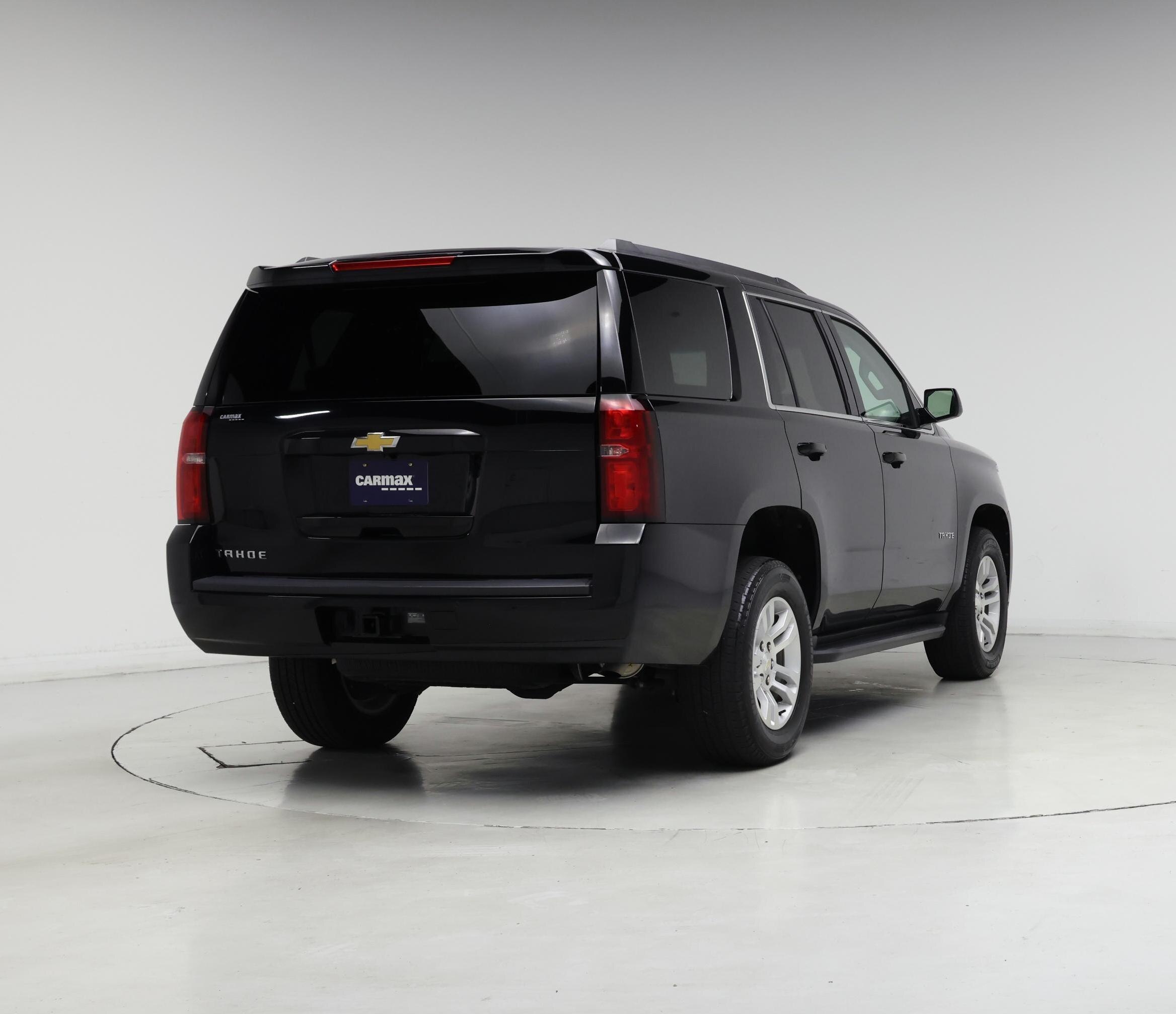 Thumbnail: 2019 Chevrolet Tahoe - 8