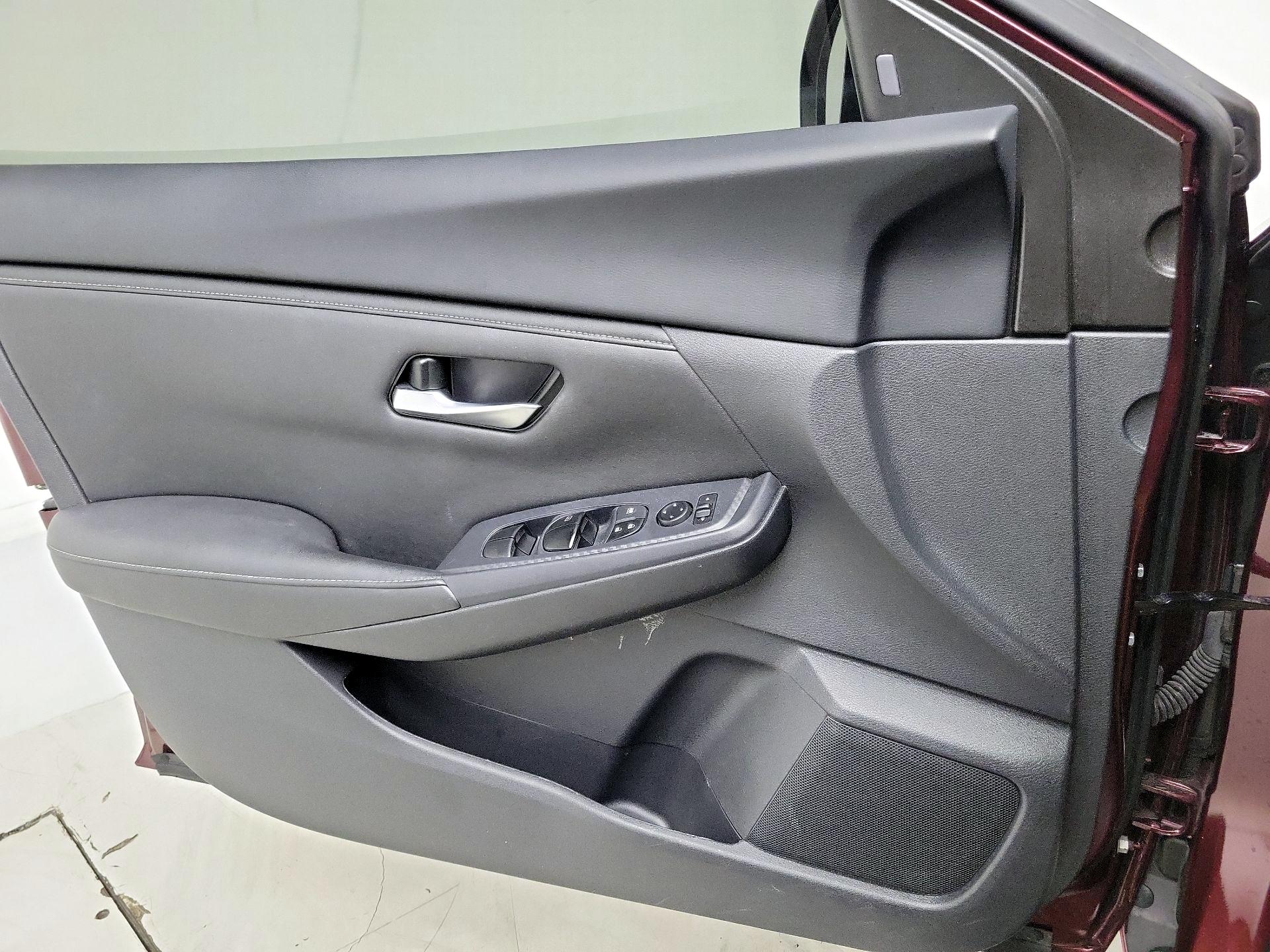 Thumbnail: 2024 Nissan Sentra - 12