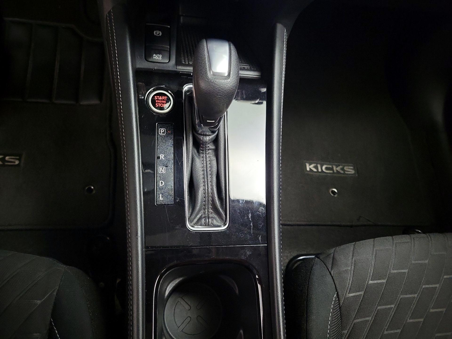 Thumbnail: 2023 Nissan Kicks - 18