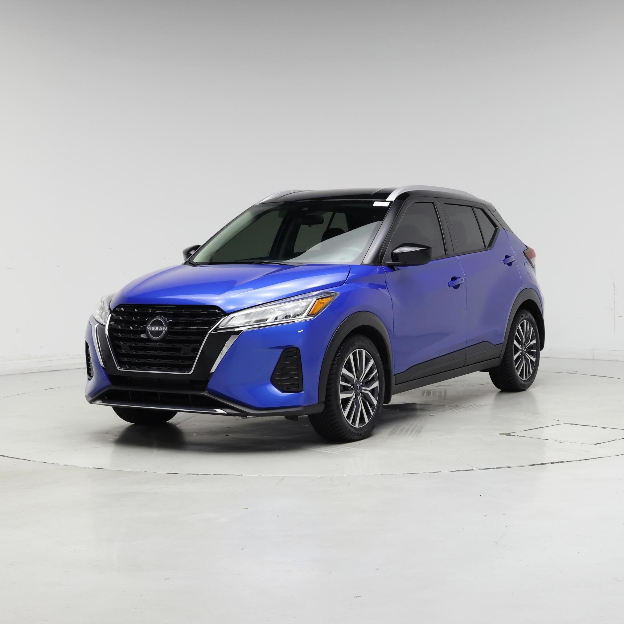 Thumbnail: 2023 Nissan Kicks - 4
