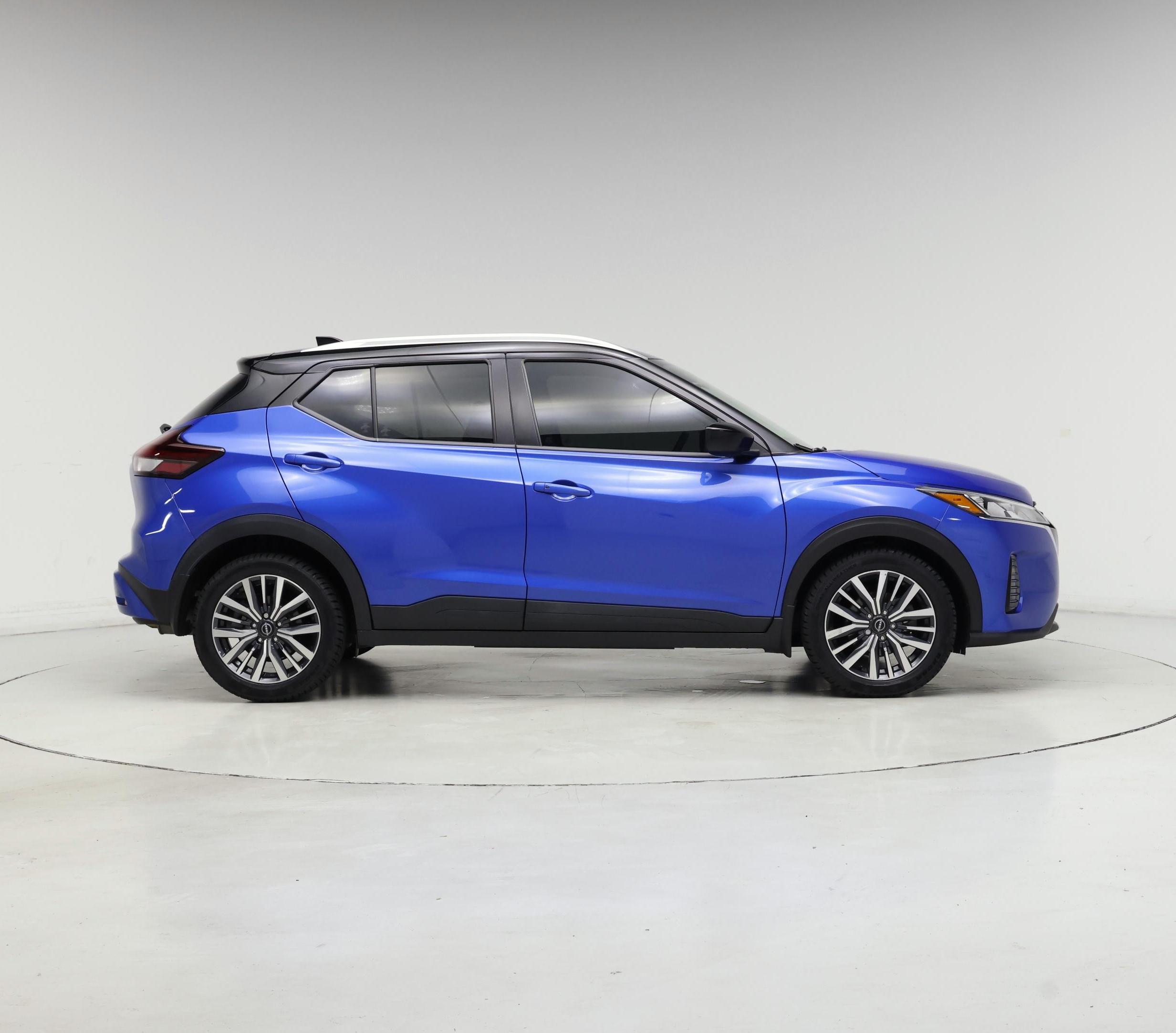 Thumbnail: 2023 Nissan Kicks - 7