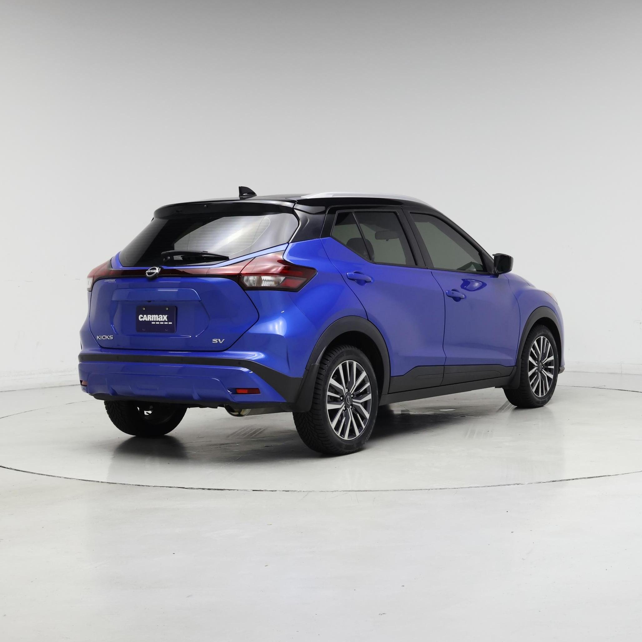Thumbnail: 2023 Nissan Kicks - 8