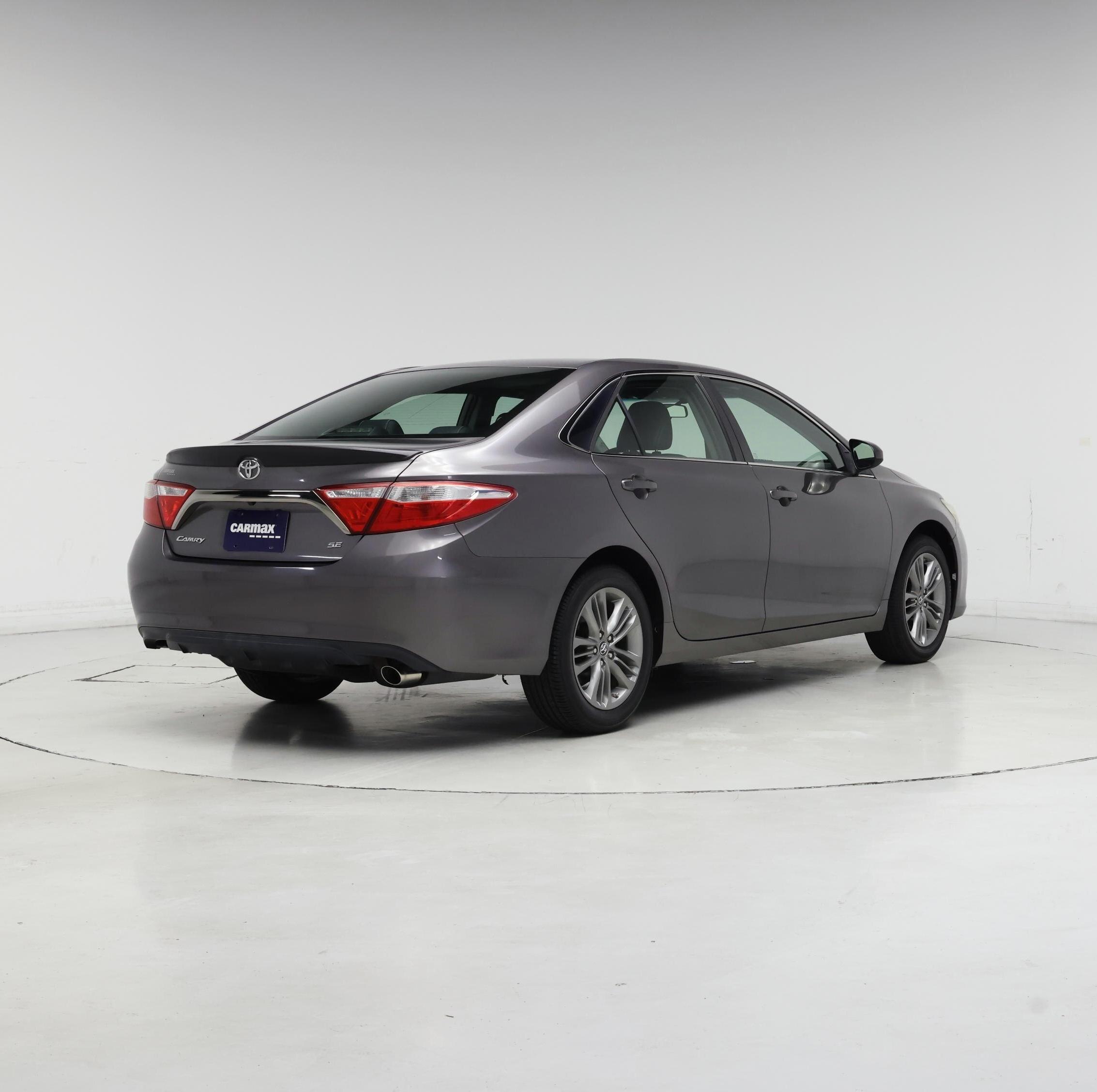 Thumbnail: 2017 Toyota Camry - 8