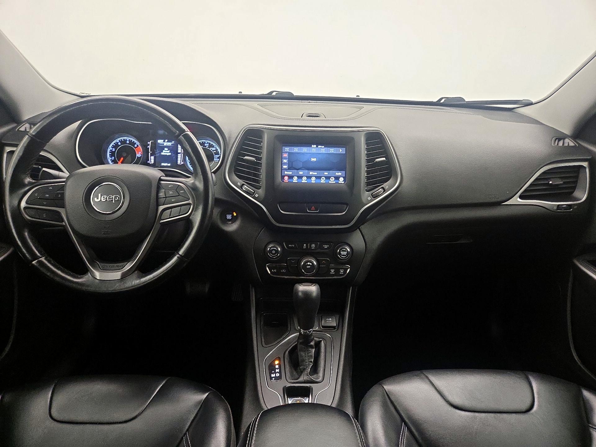 Thumbnail: 2019 Jeep Cherokee - 9