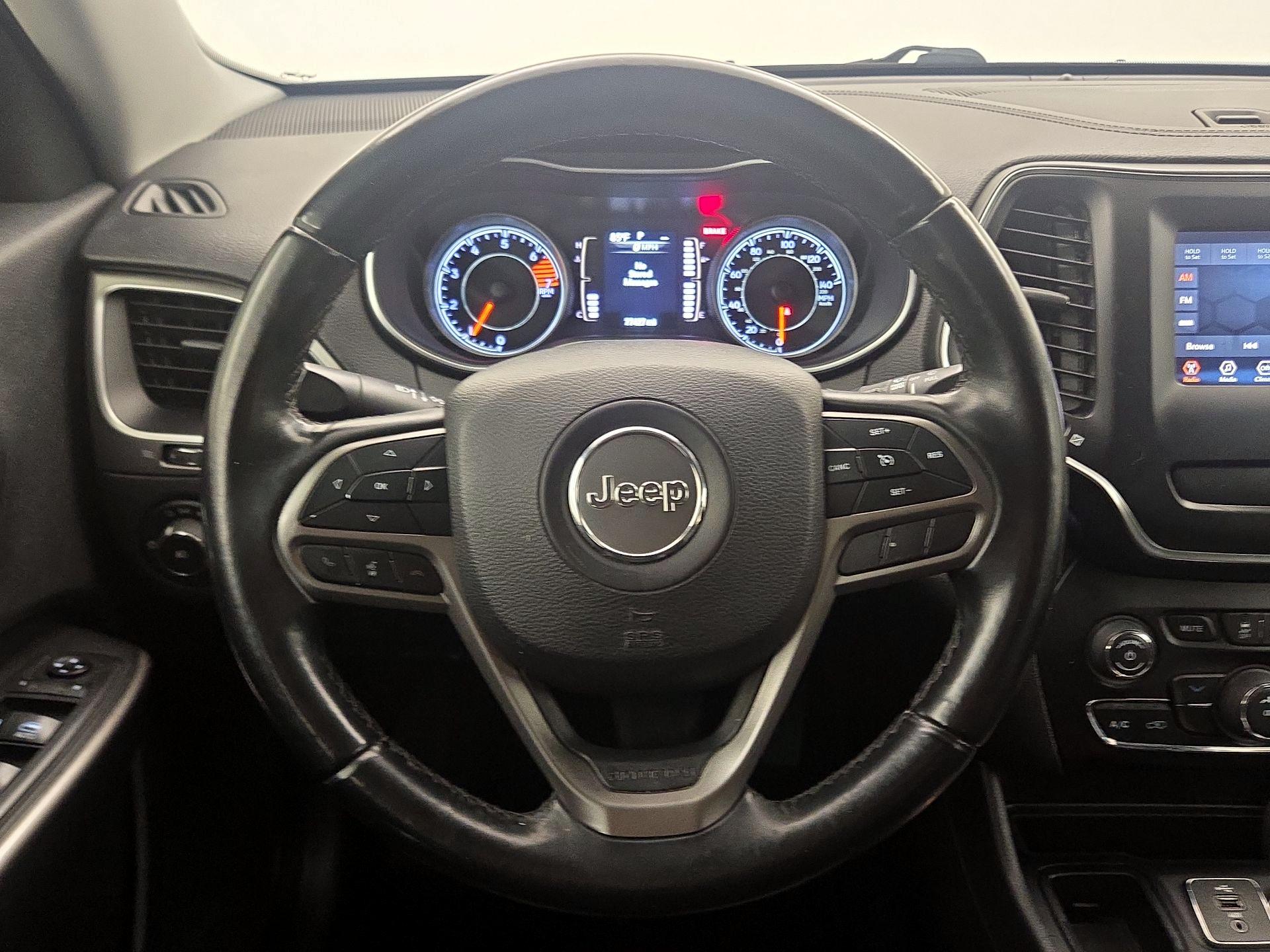 Thumbnail: 2019 Jeep Cherokee - 10
