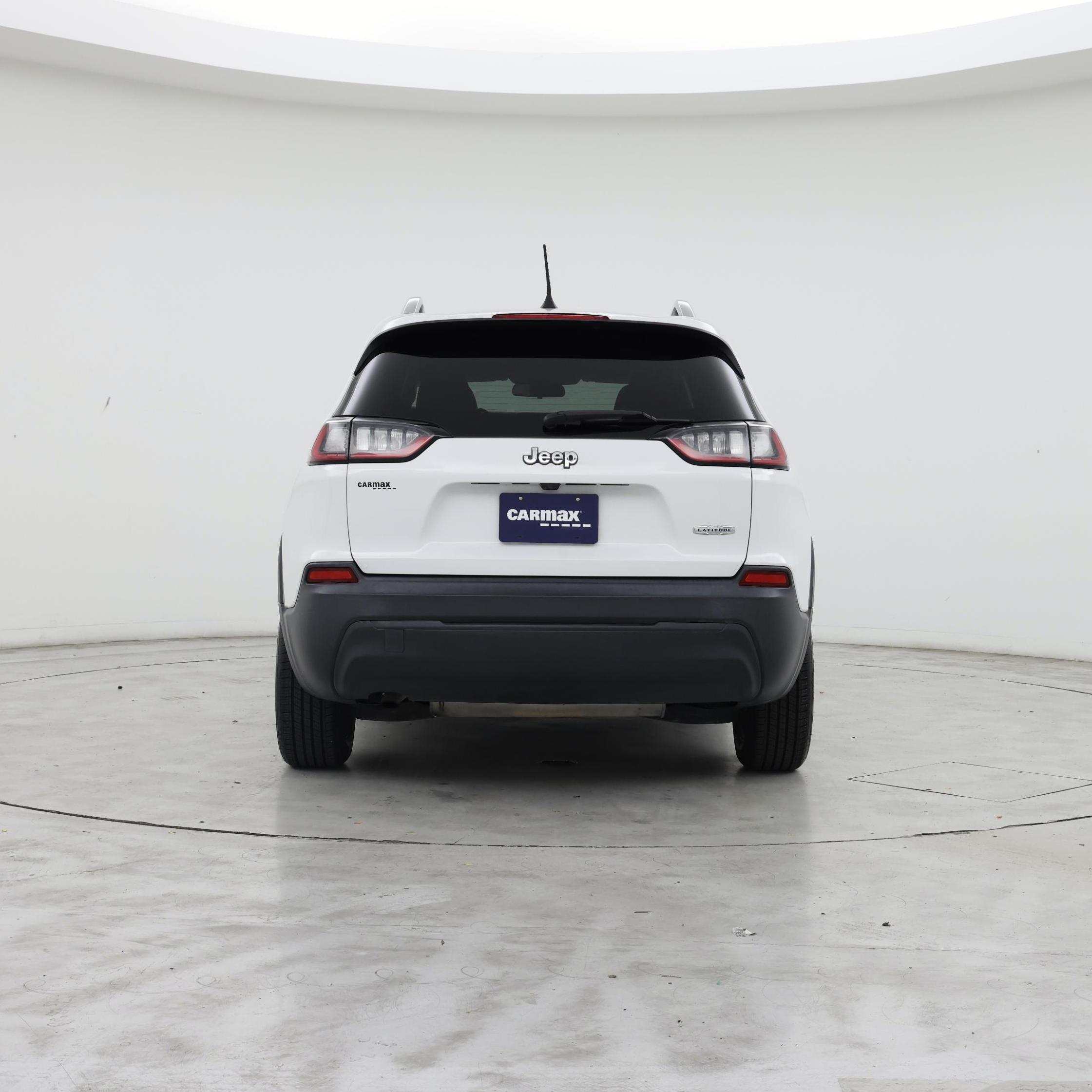 Thumbnail: 2019 Jeep Cherokee - 6