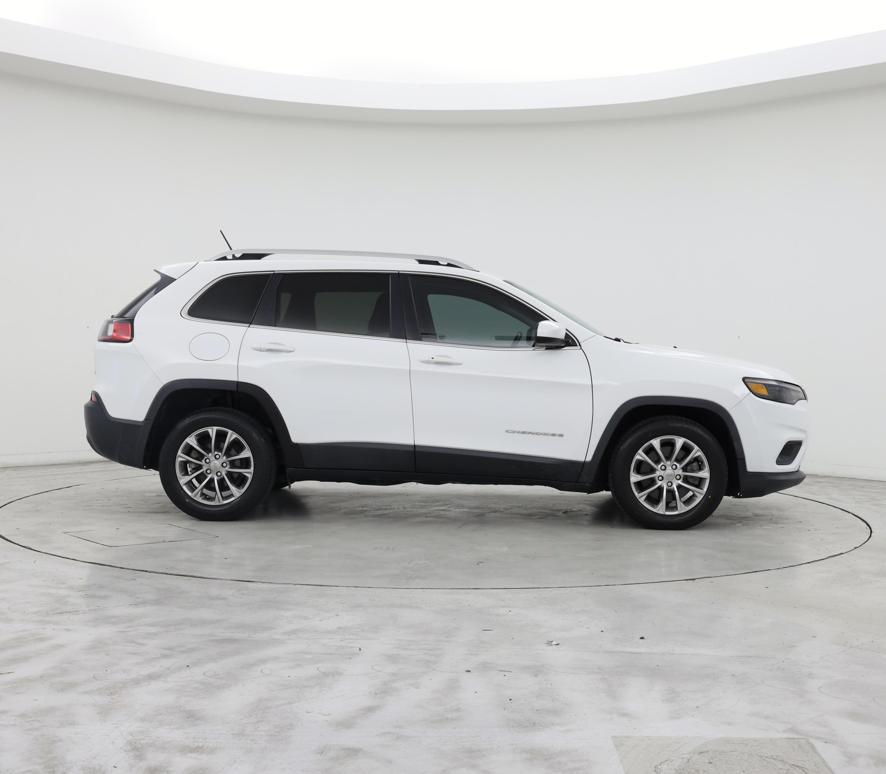 Thumbnail: 2019 Jeep Cherokee - 7