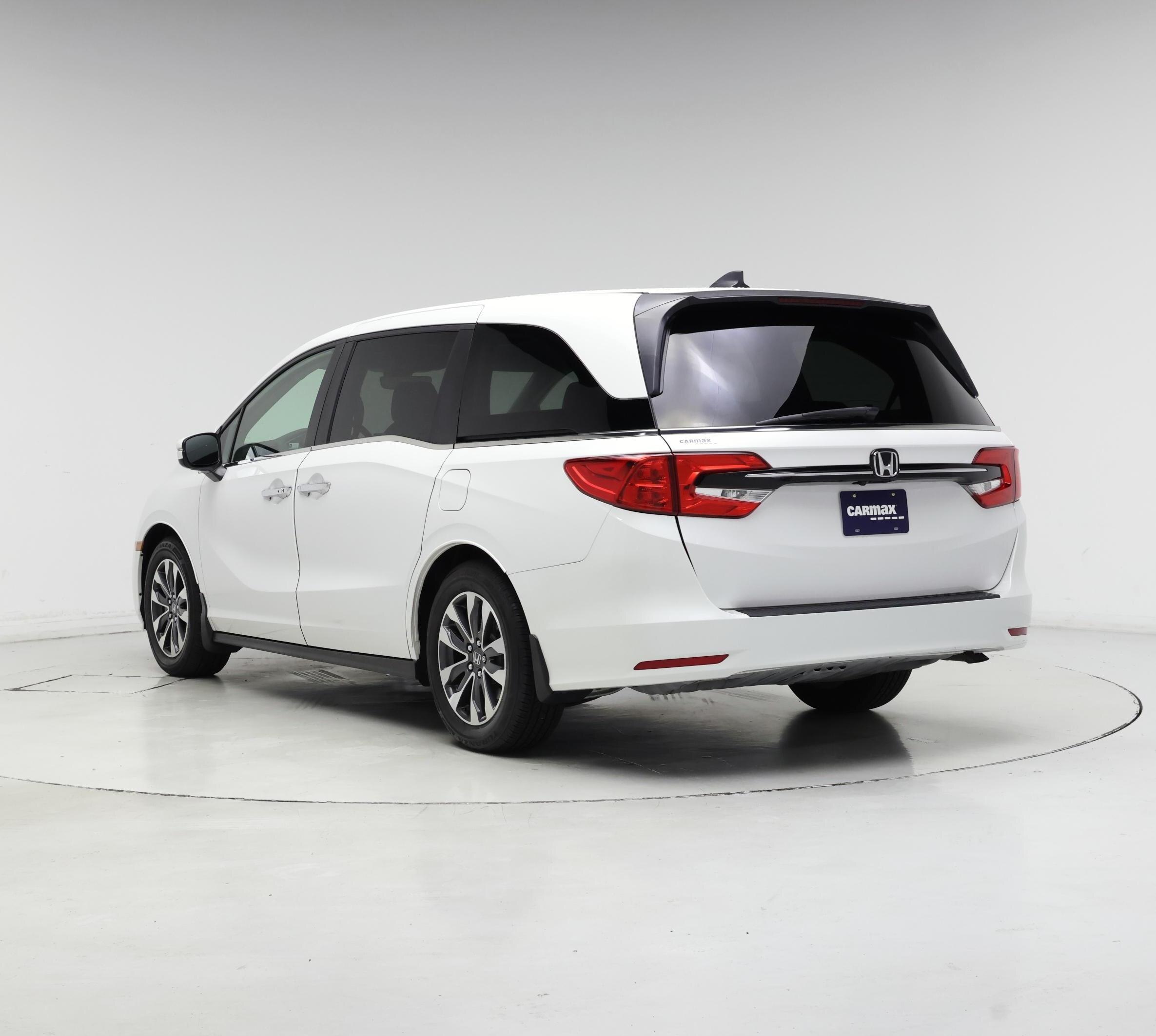 Thumbnail: 2023 Honda Odyssey - 2