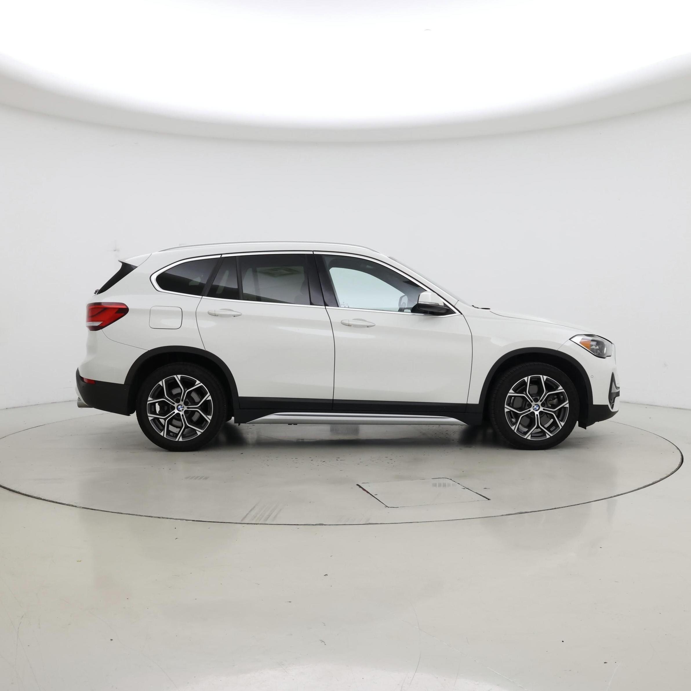 Thumbnail: 2022 BMW X1 - 7