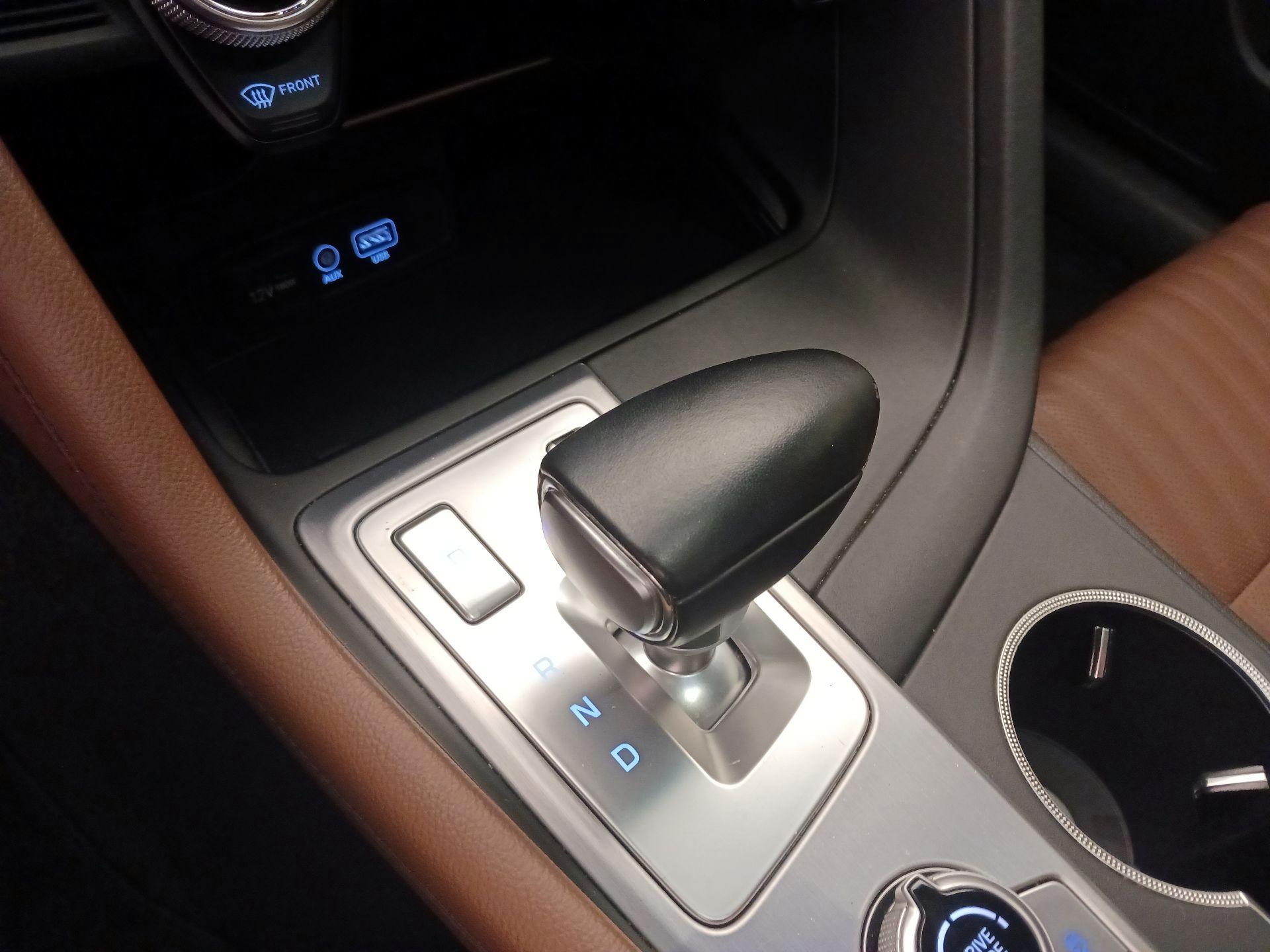 Thumbnail: 2021 Genesis G70 - 18