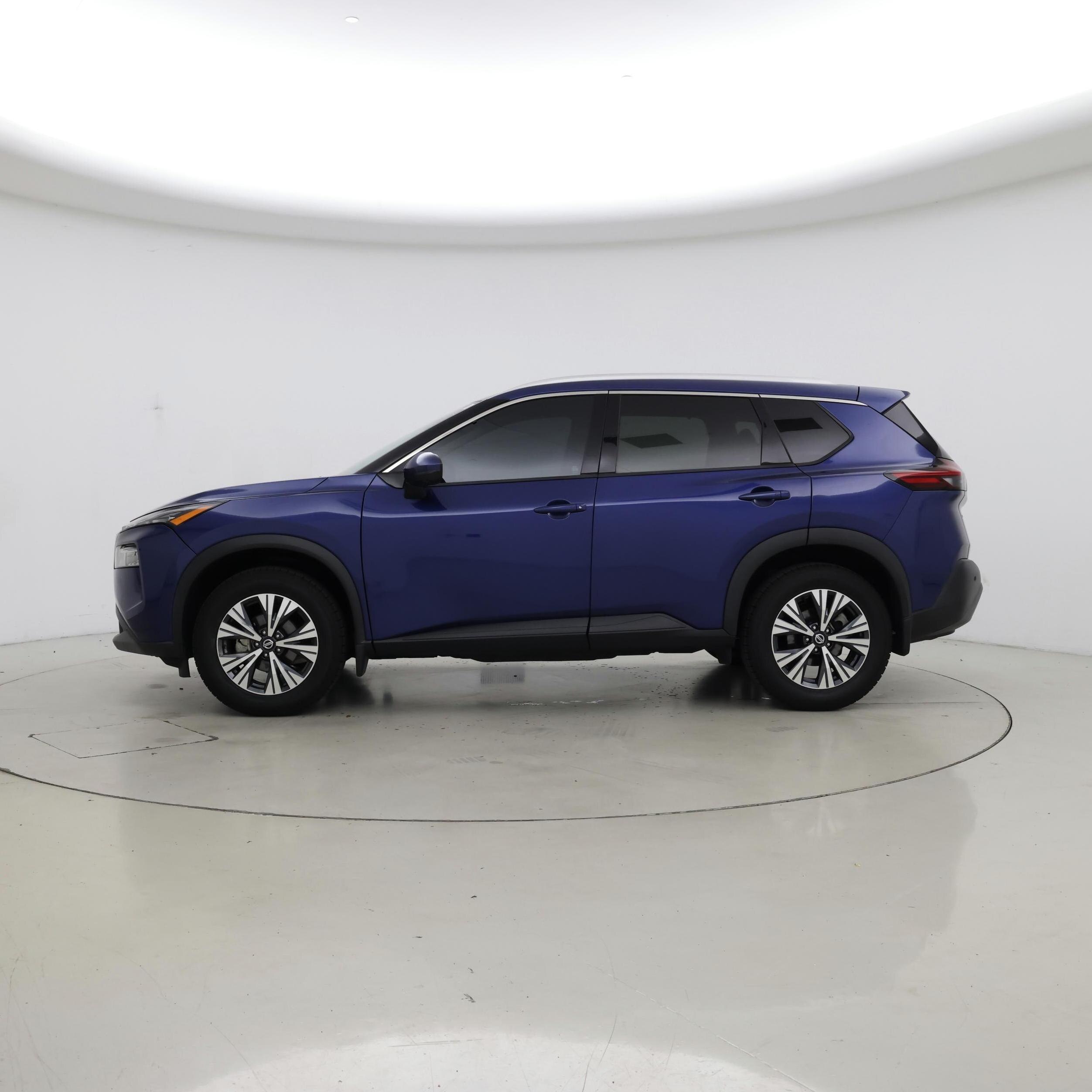 Thumbnail: 2021 Nissan Rogue - 3