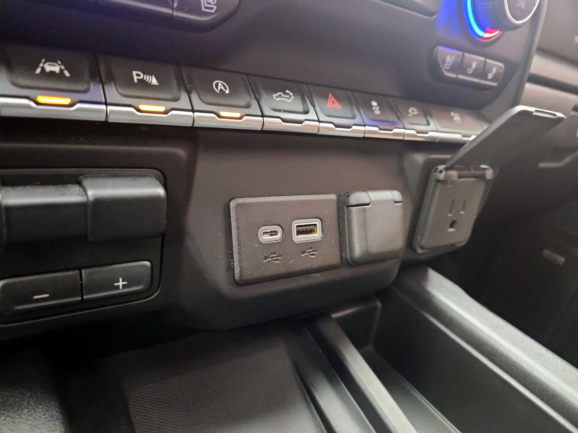 Thumbnail: 2020 Chevrolet Silverado 1500 - 18