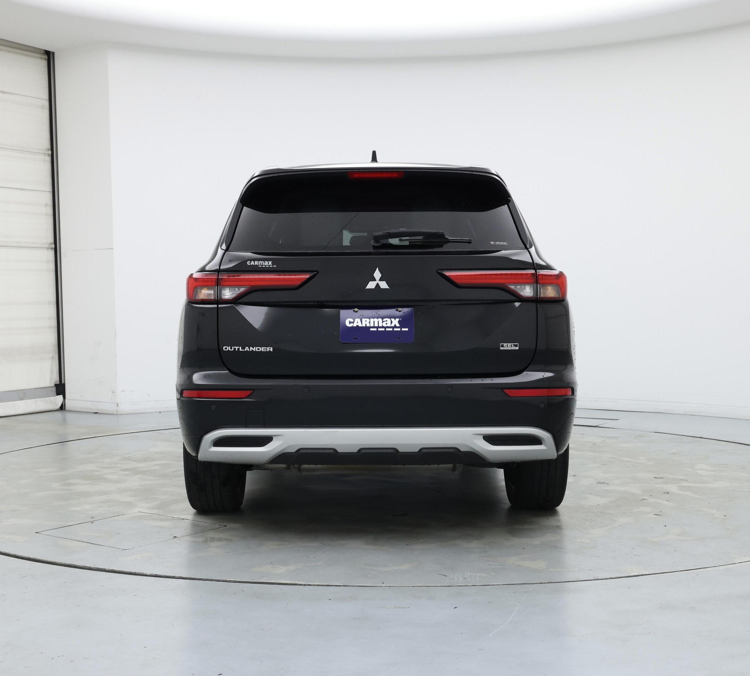 Thumbnail: 2022 Mitsubishi Outlander - 6