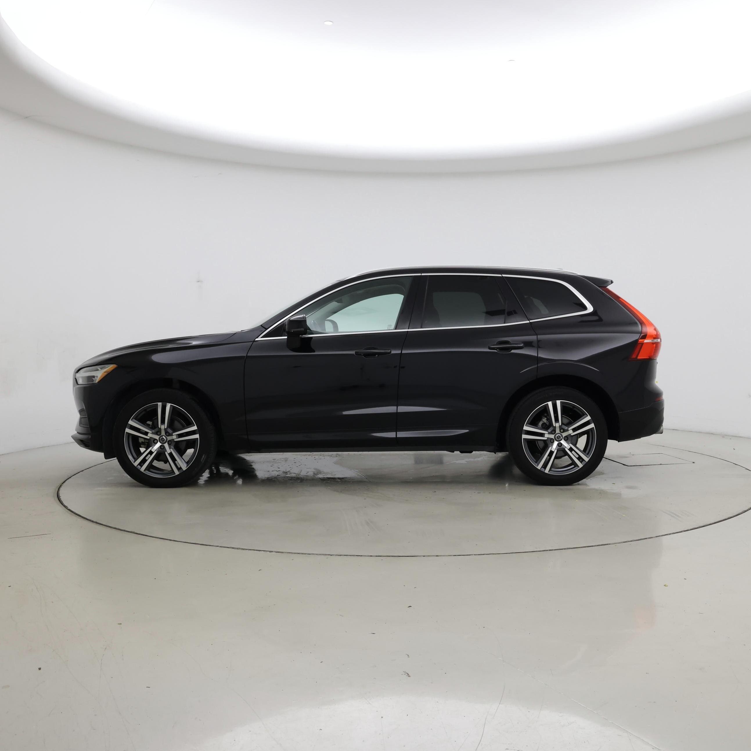 Thumbnail: 2020 Volvo XC60 - 3