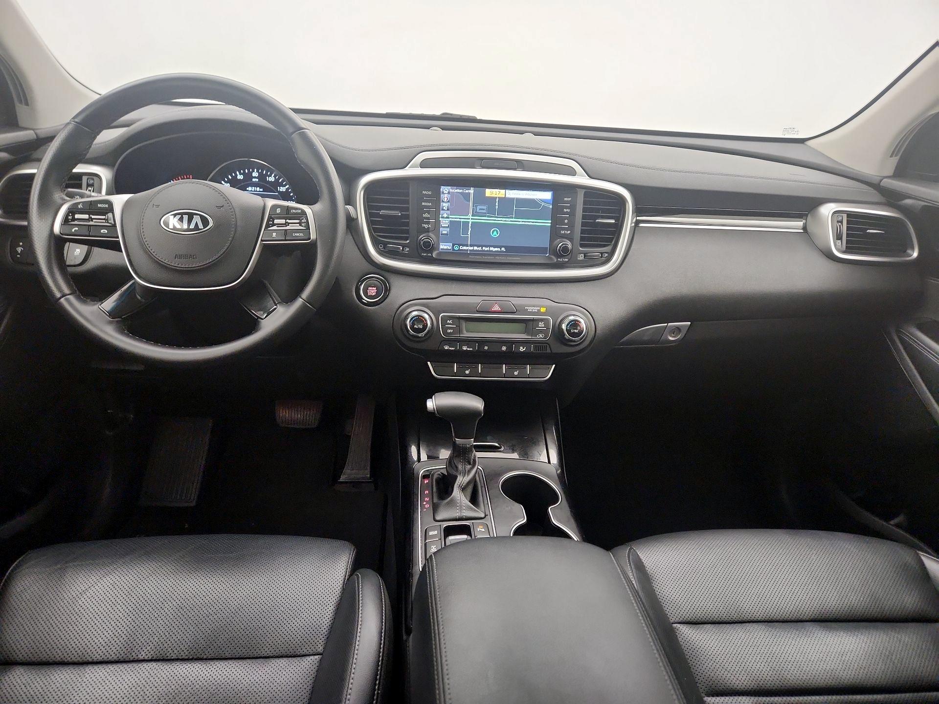 Thumbnail: 2020 Kia Sorento - 9