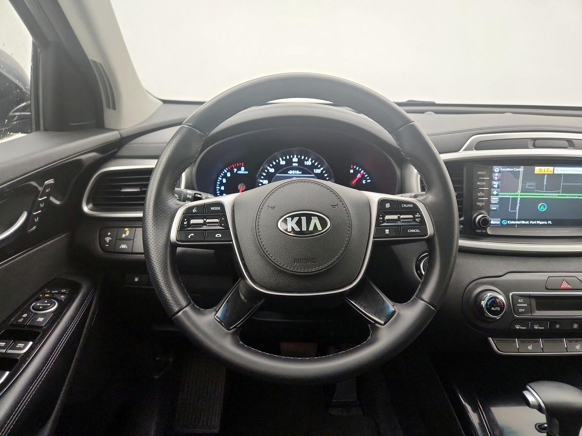 Thumbnail: 2020 Kia Sorento - 10