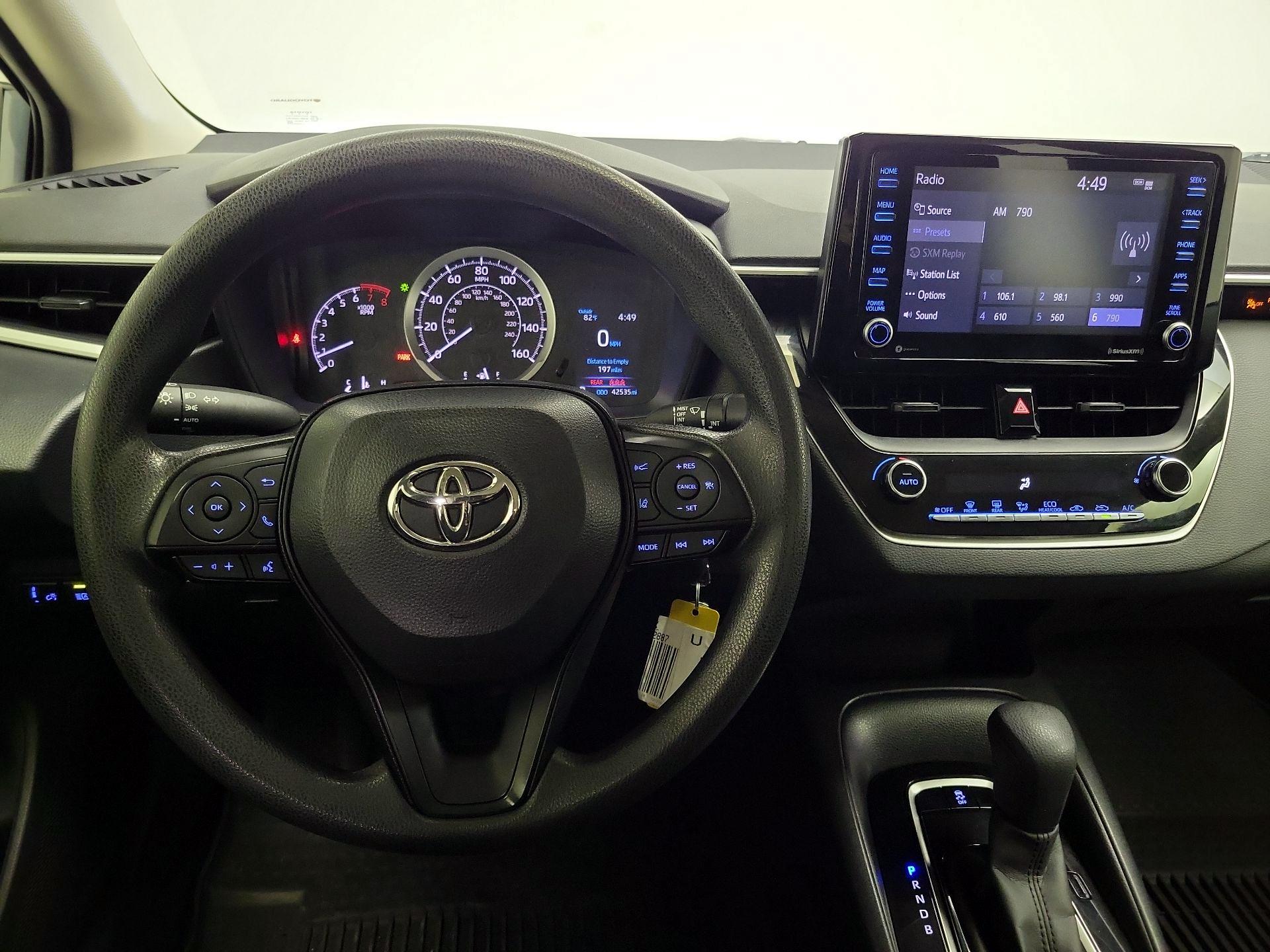 Thumbnail: 2022 Toyota Corolla - 10