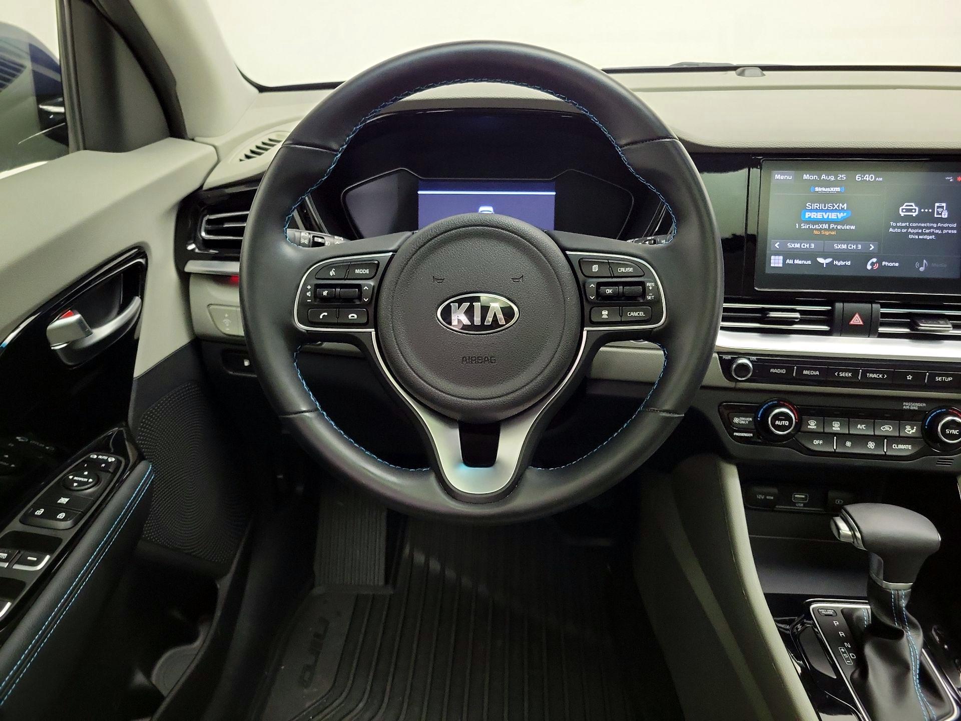 Thumbnail: 2021 Kia Niro - 10
