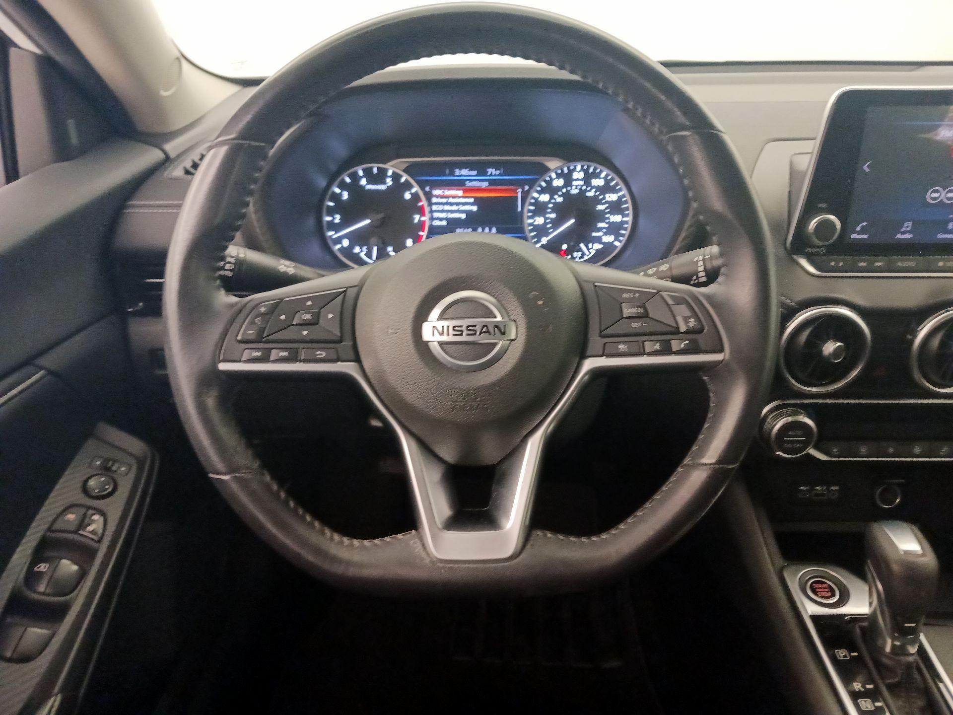 Thumbnail: 2020 Nissan Sentra - 10
