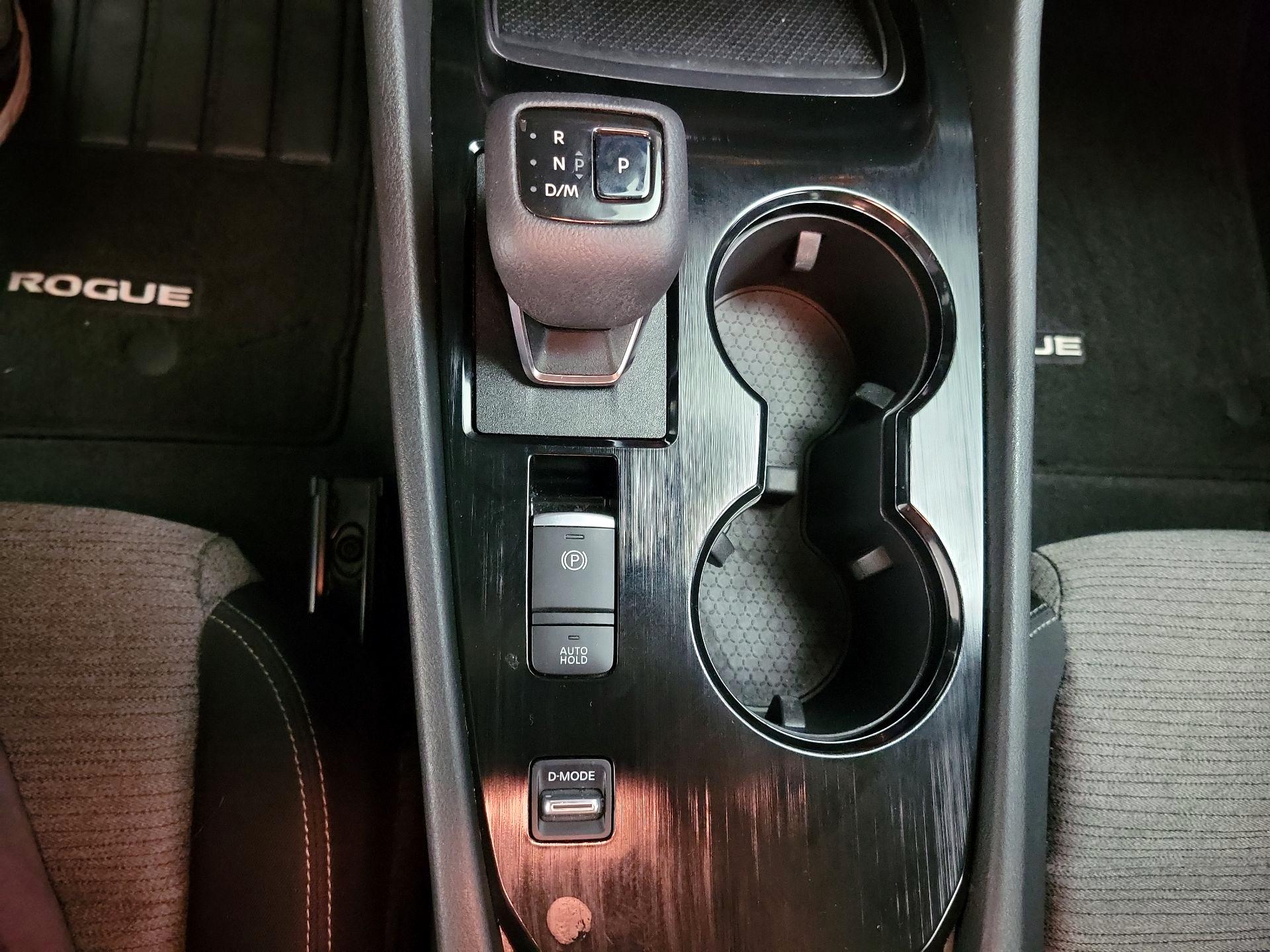 Thumbnail: 2021 Nissan Rogue - 18