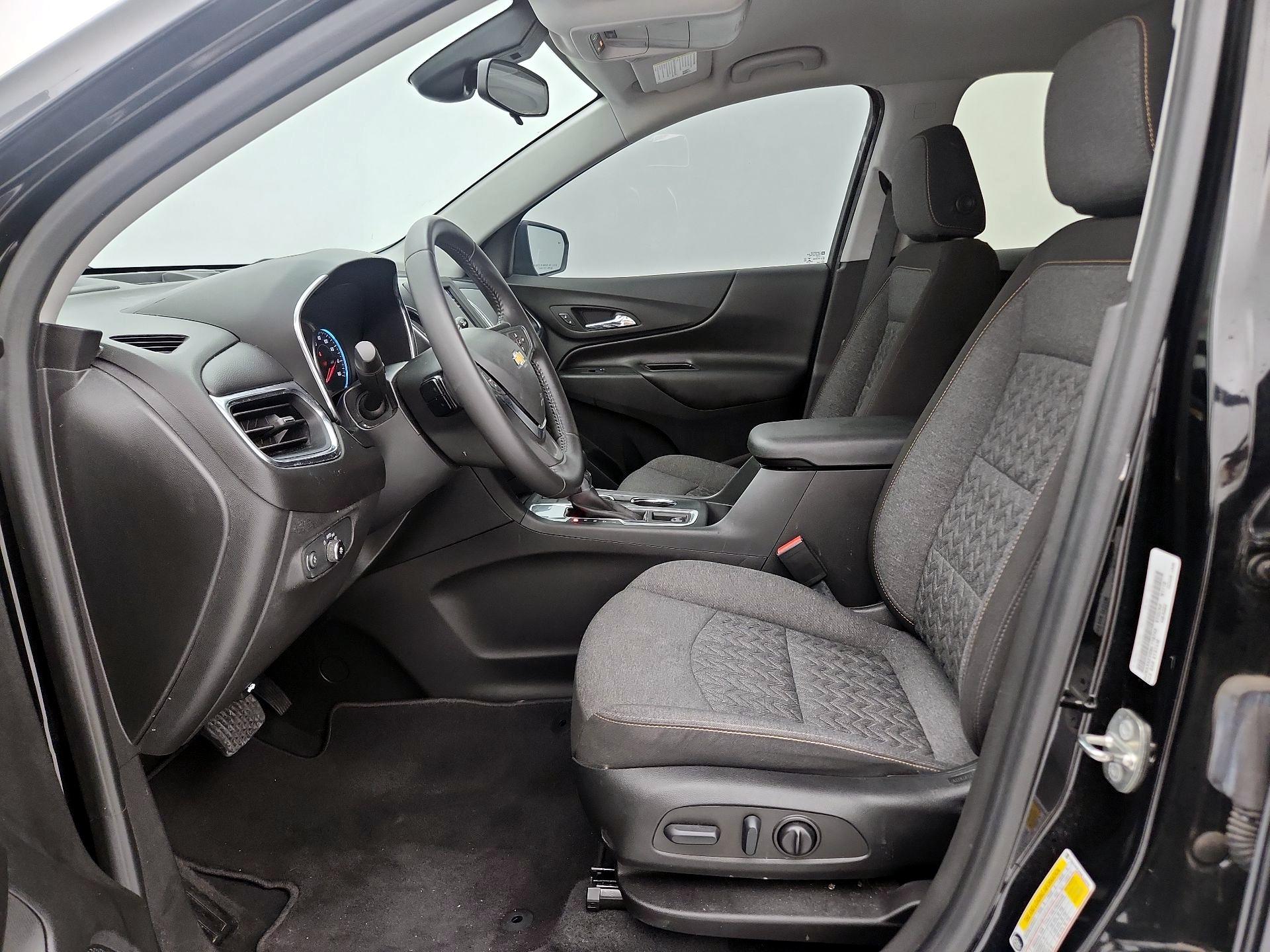 Thumbnail: 2022 Chevrolet Equinox - 11