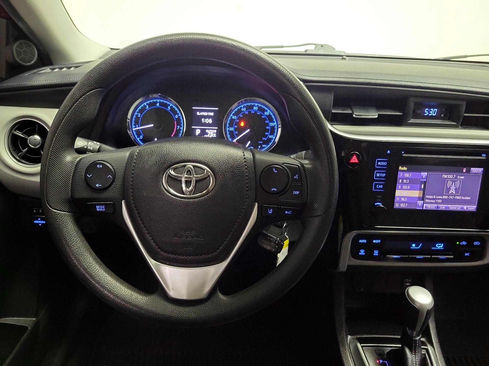 Thumbnail: 2018 Toyota Corolla - 10