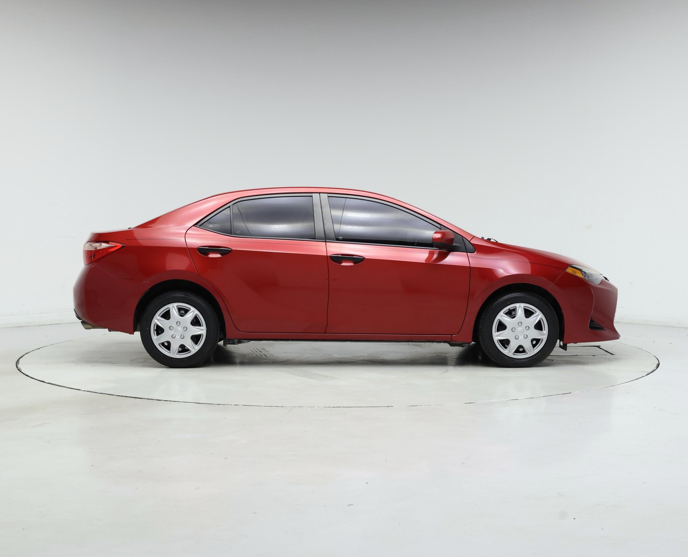 Thumbnail: 2018 Toyota Corolla - 7