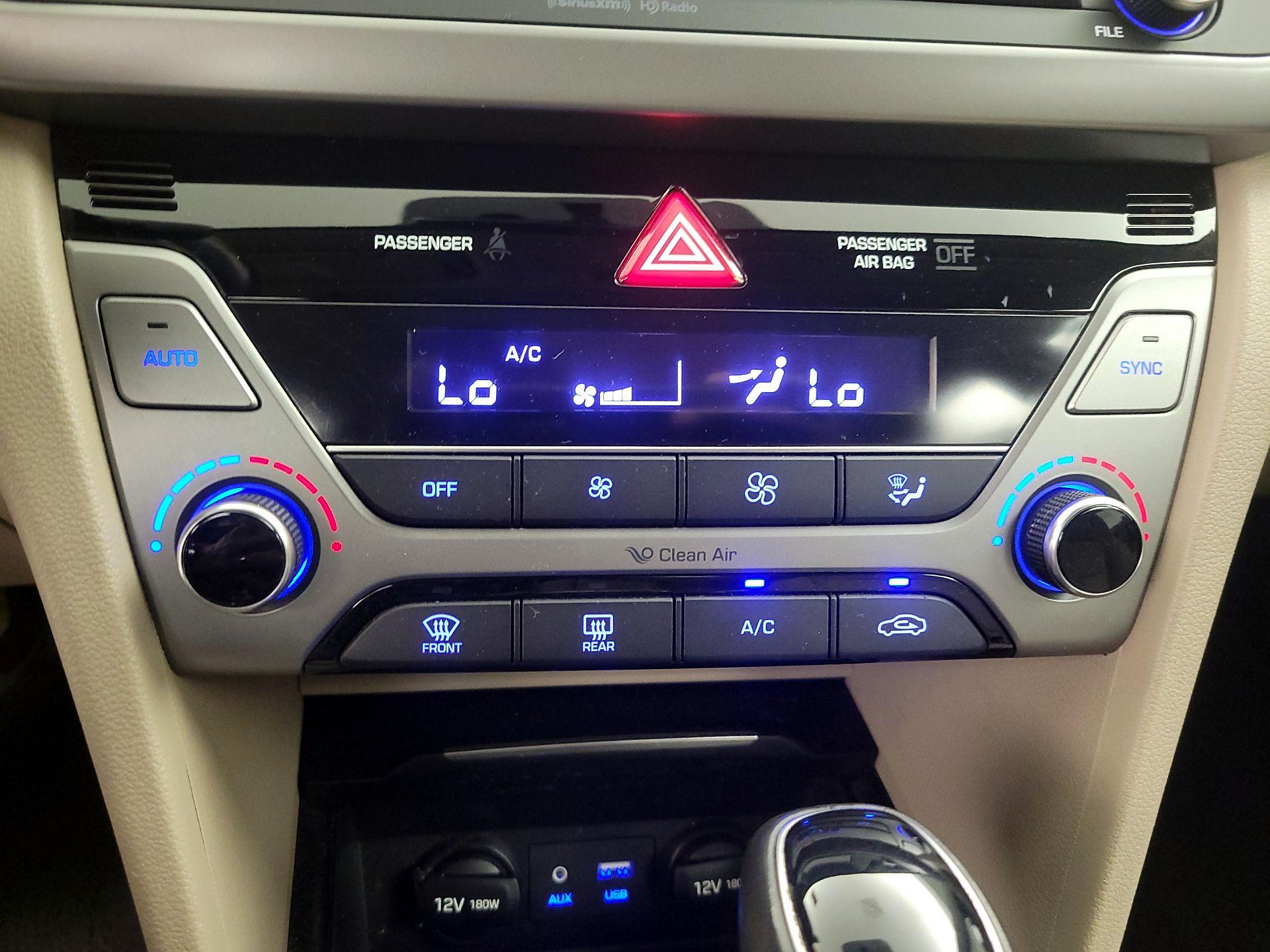 Thumbnail: 2018 Hyundai Elantra - 14
