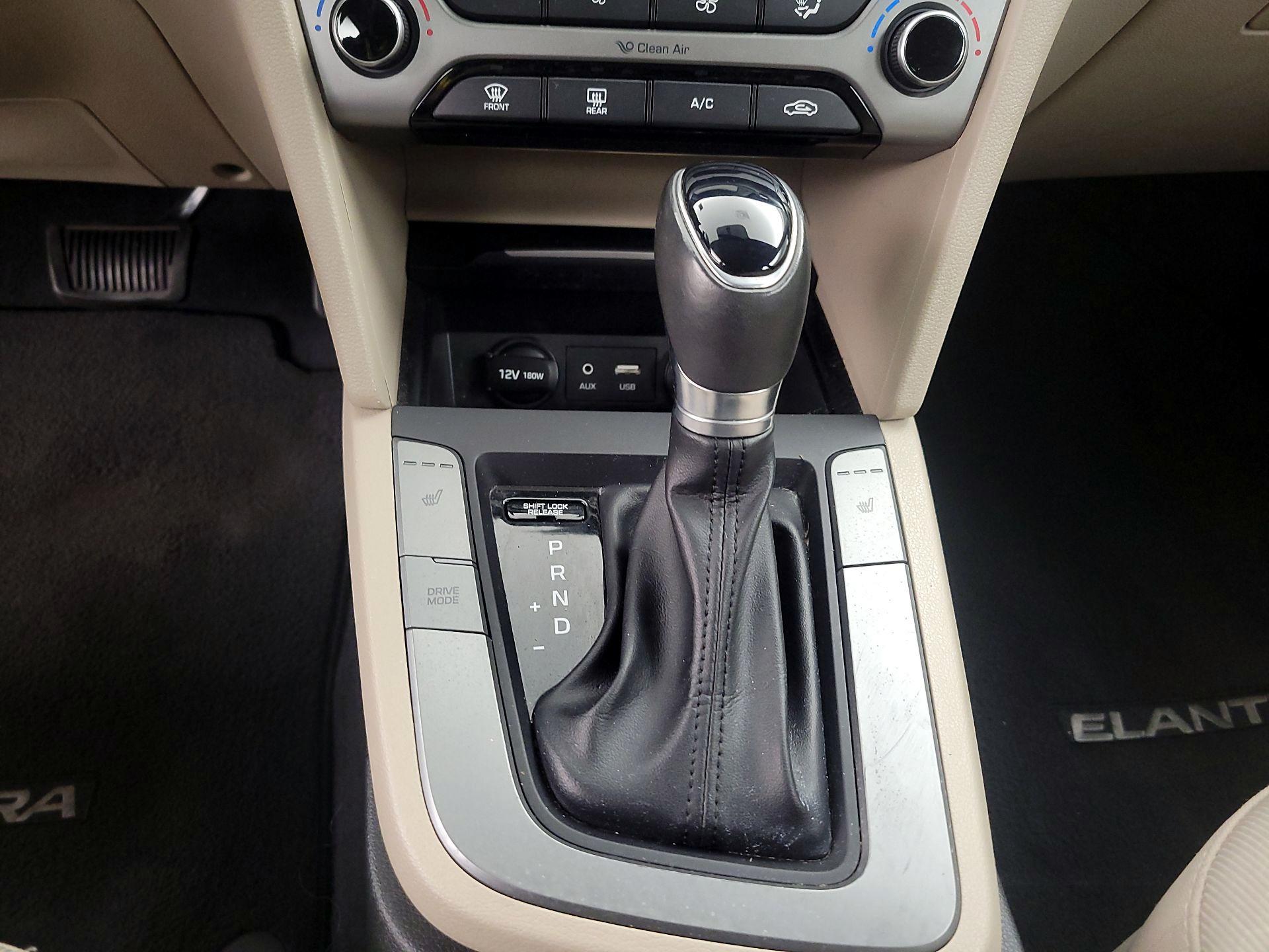 Thumbnail: 2018 Hyundai Elantra - 15