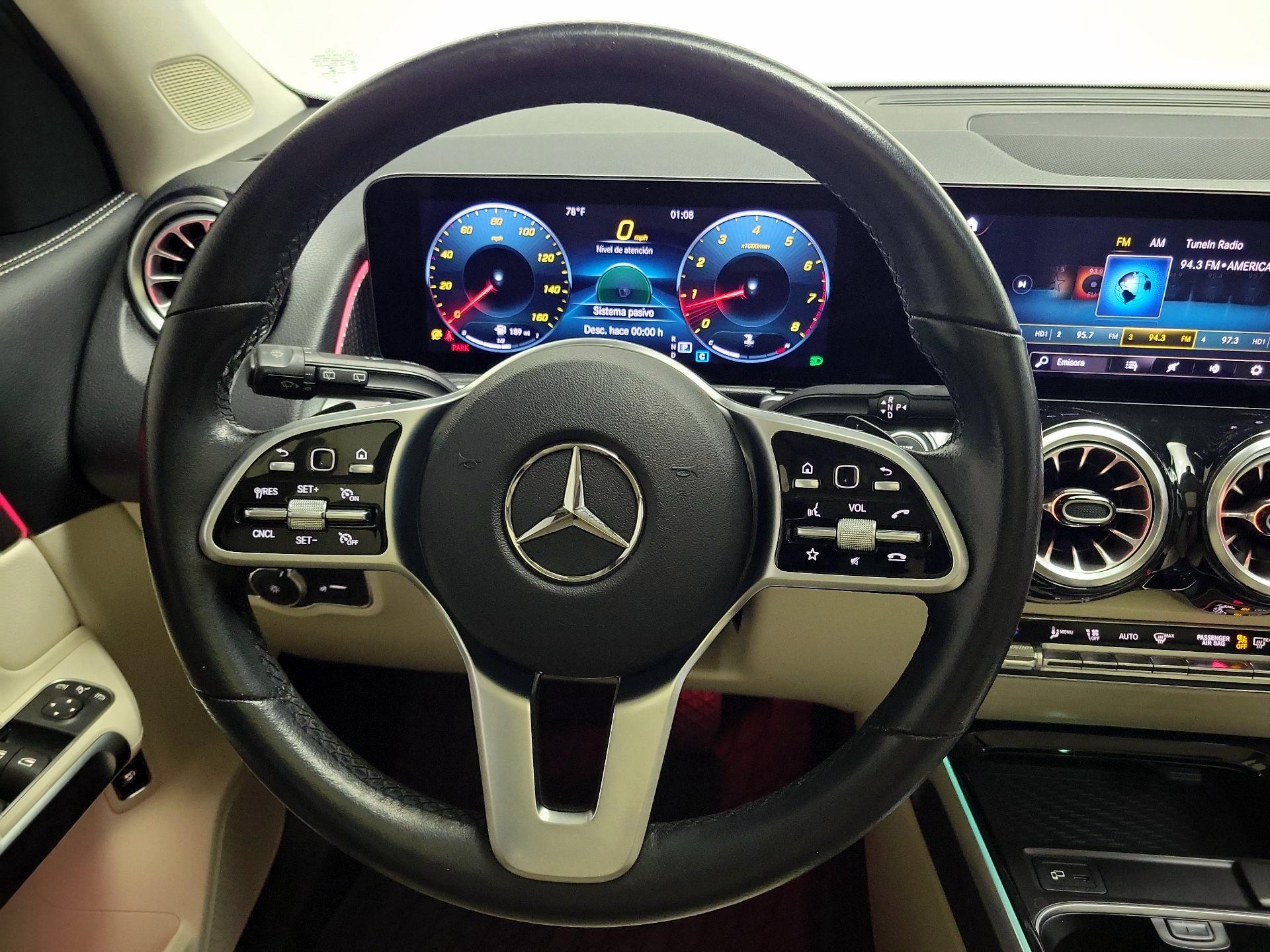 Thumbnail: 2022 Mercedes-Benz GLB - 10