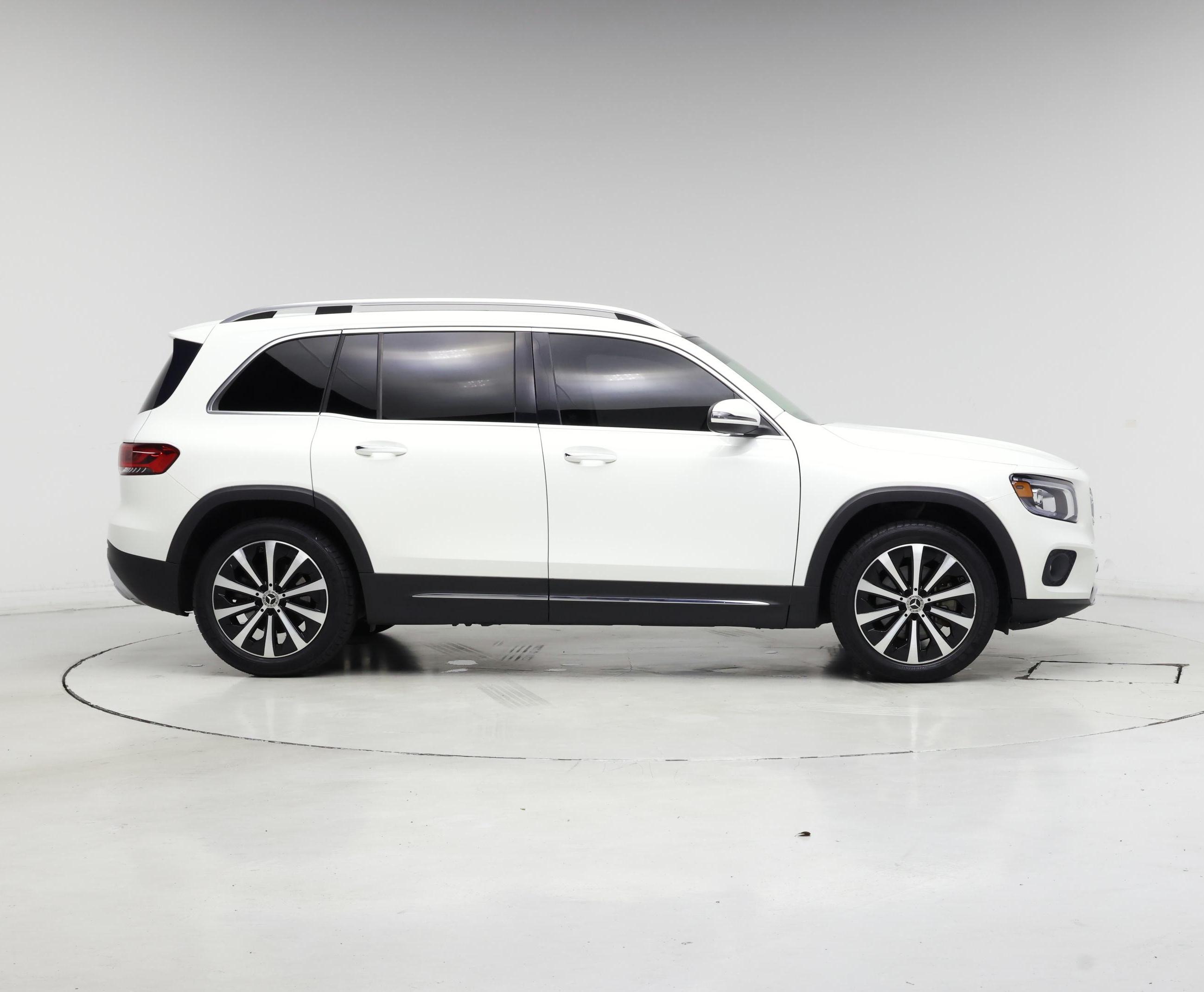 Thumbnail: 2022 Mercedes-Benz GLB - 7