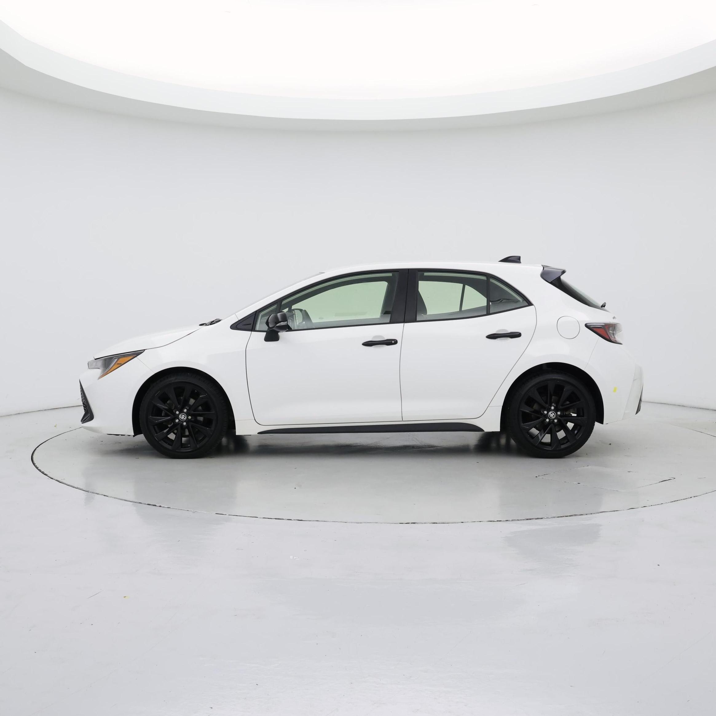 Thumbnail: 2022 Toyota Corolla - 3