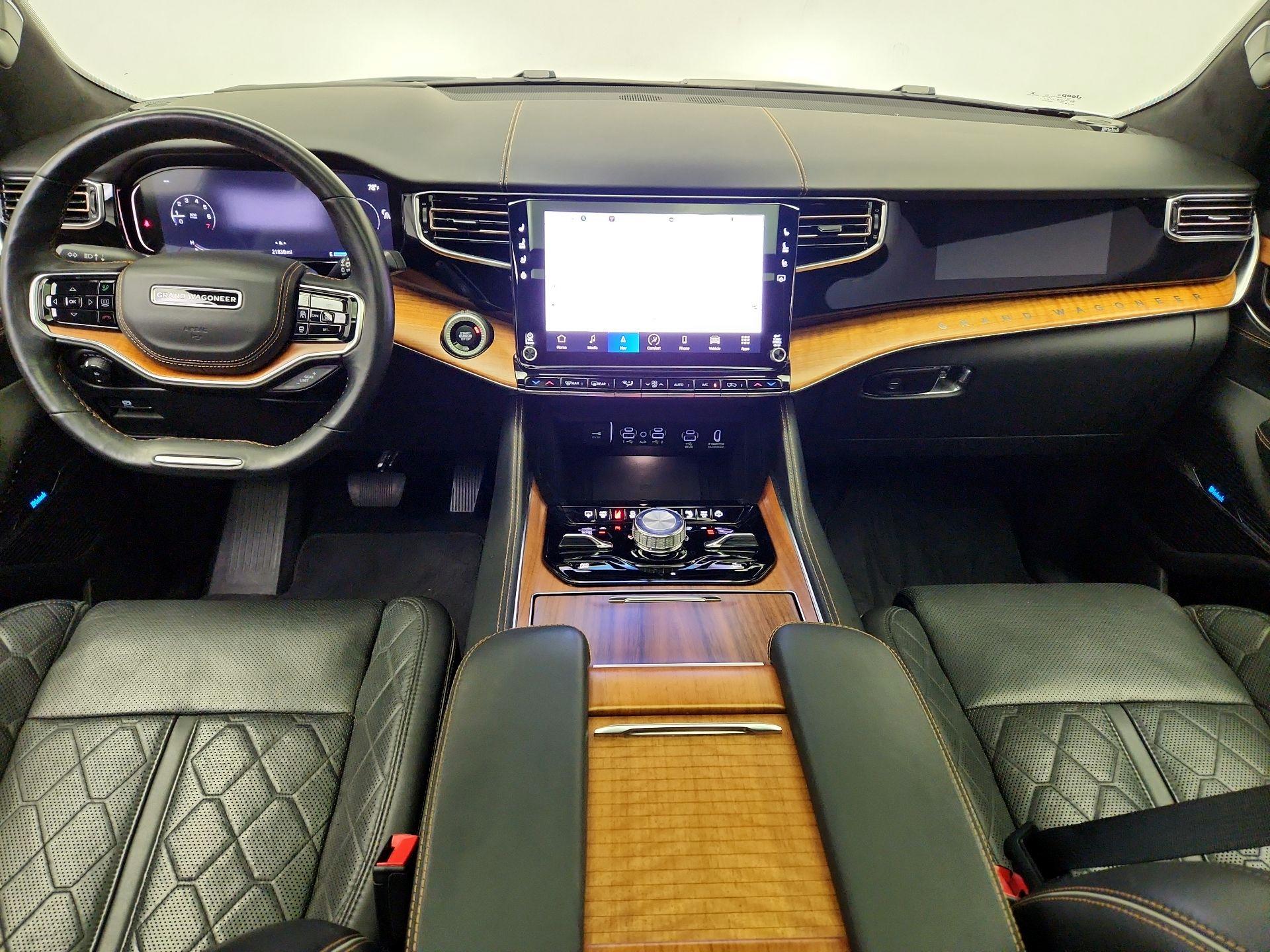 Thumbnail: 2022 Jeep Grand Wagoneer - 9
