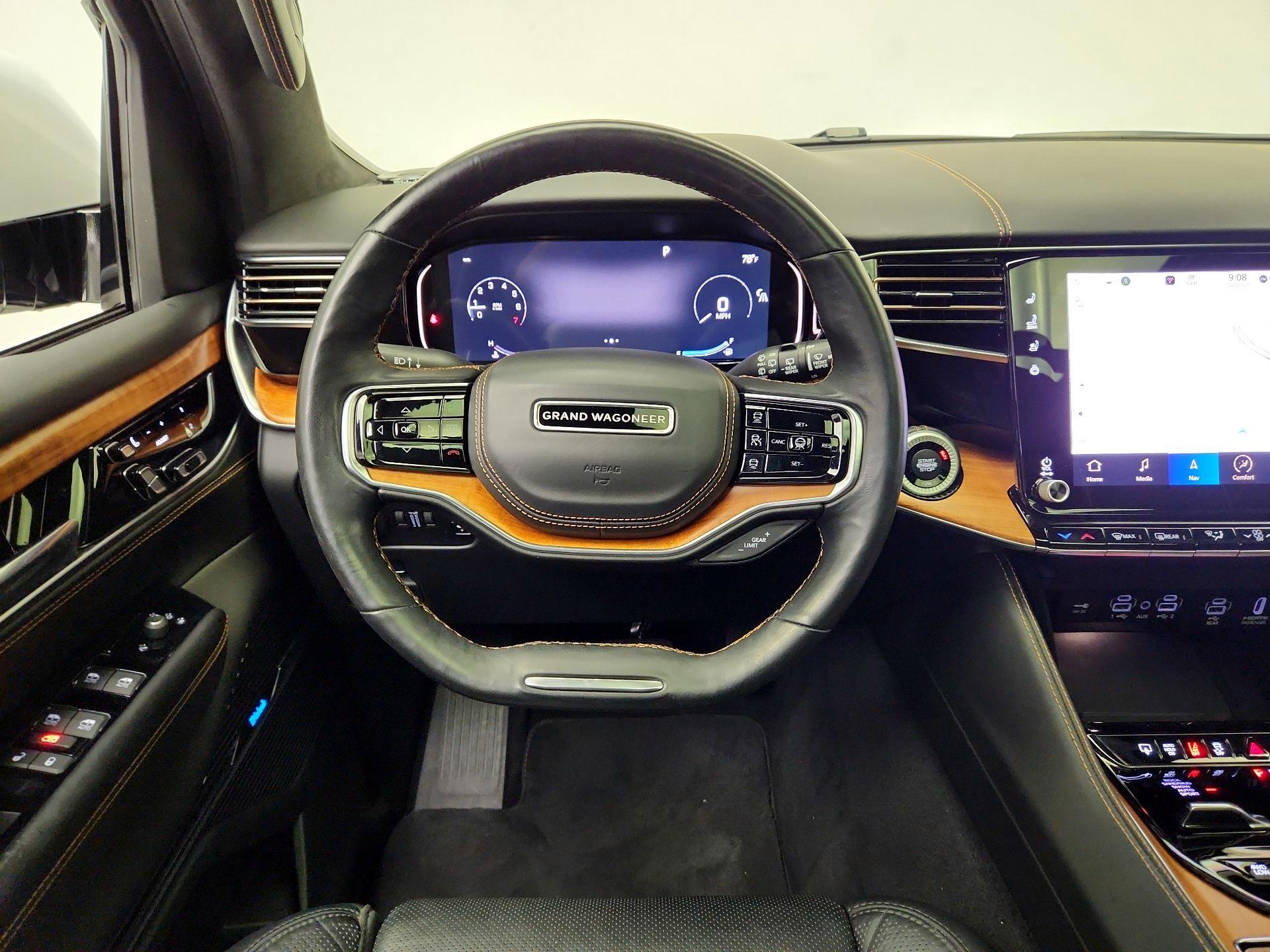 Thumbnail: 2022 Jeep Grand Wagoneer - 10