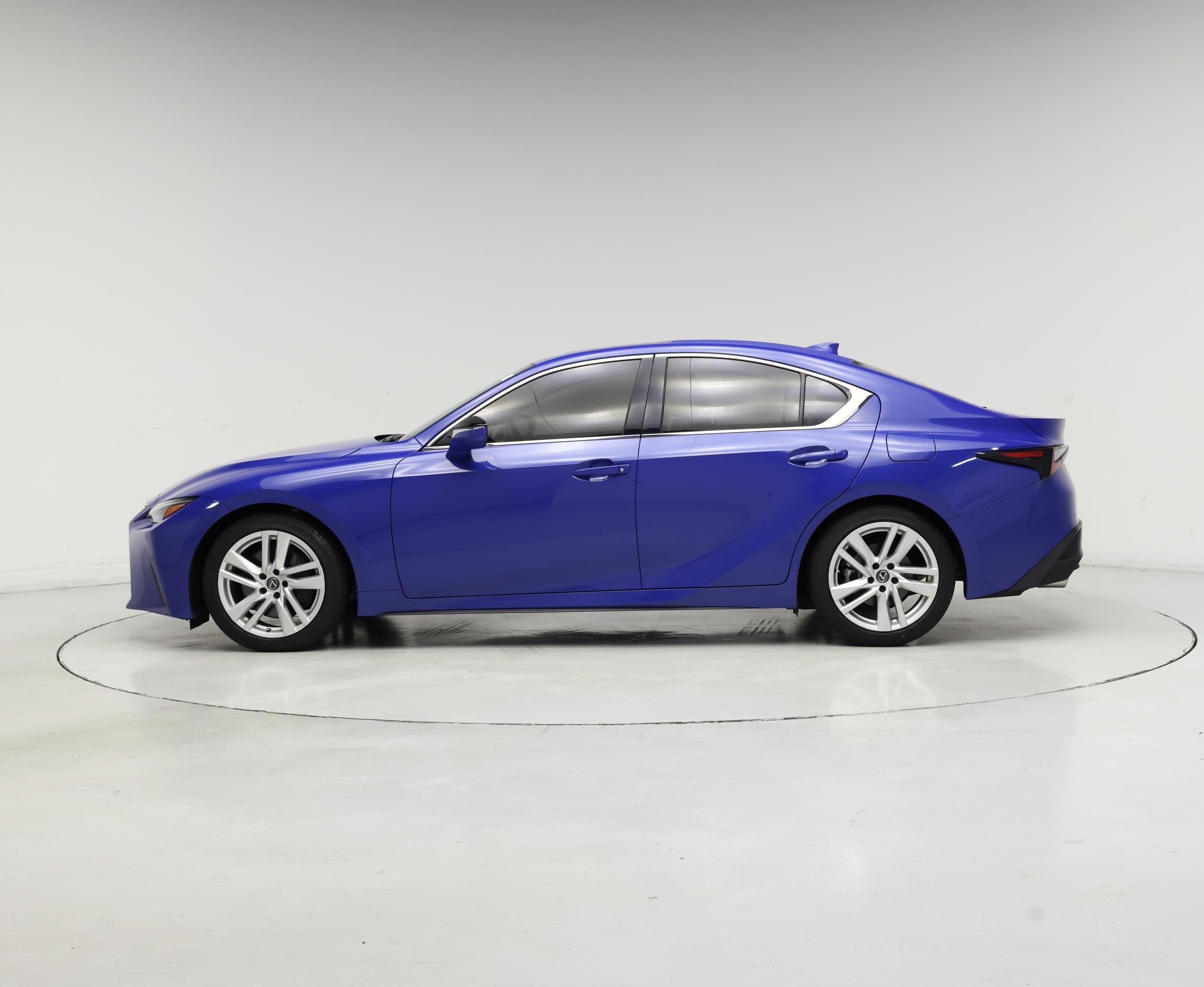 Thumbnail: 2023 Lexus IS - 3