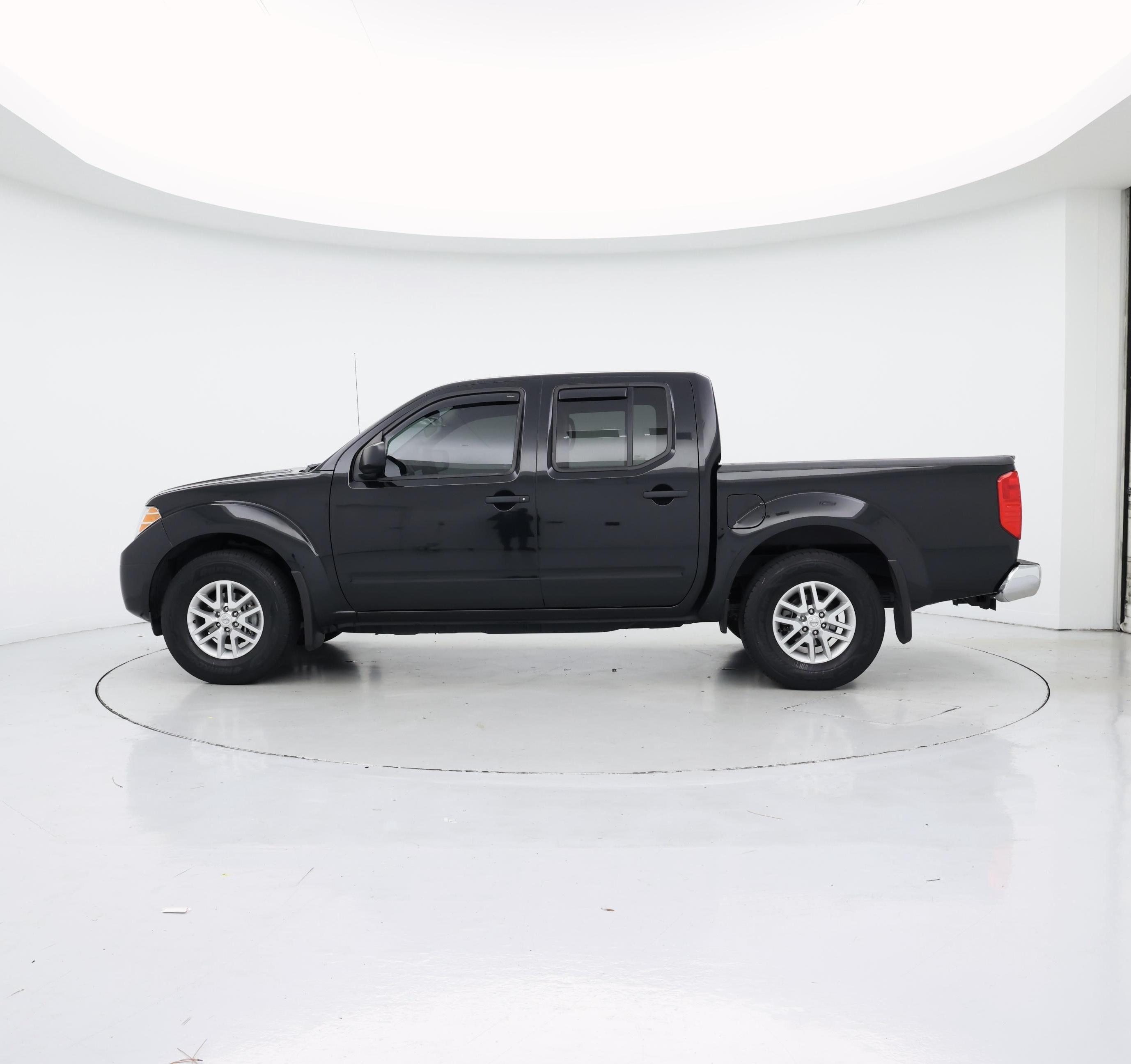 Thumbnail: 2021 Nissan Frontier - 3