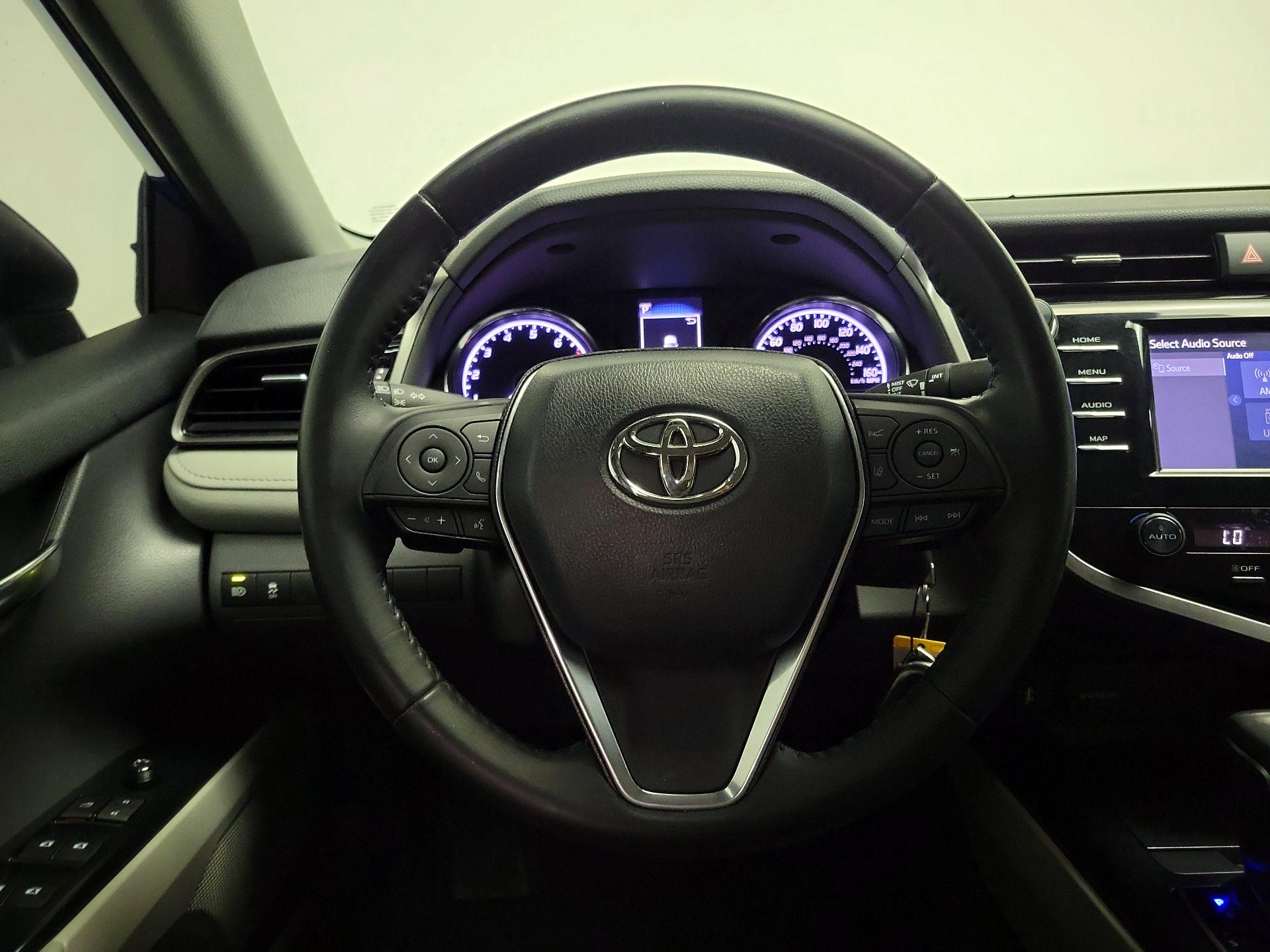 Thumbnail: 2020 Toyota Camry - 10