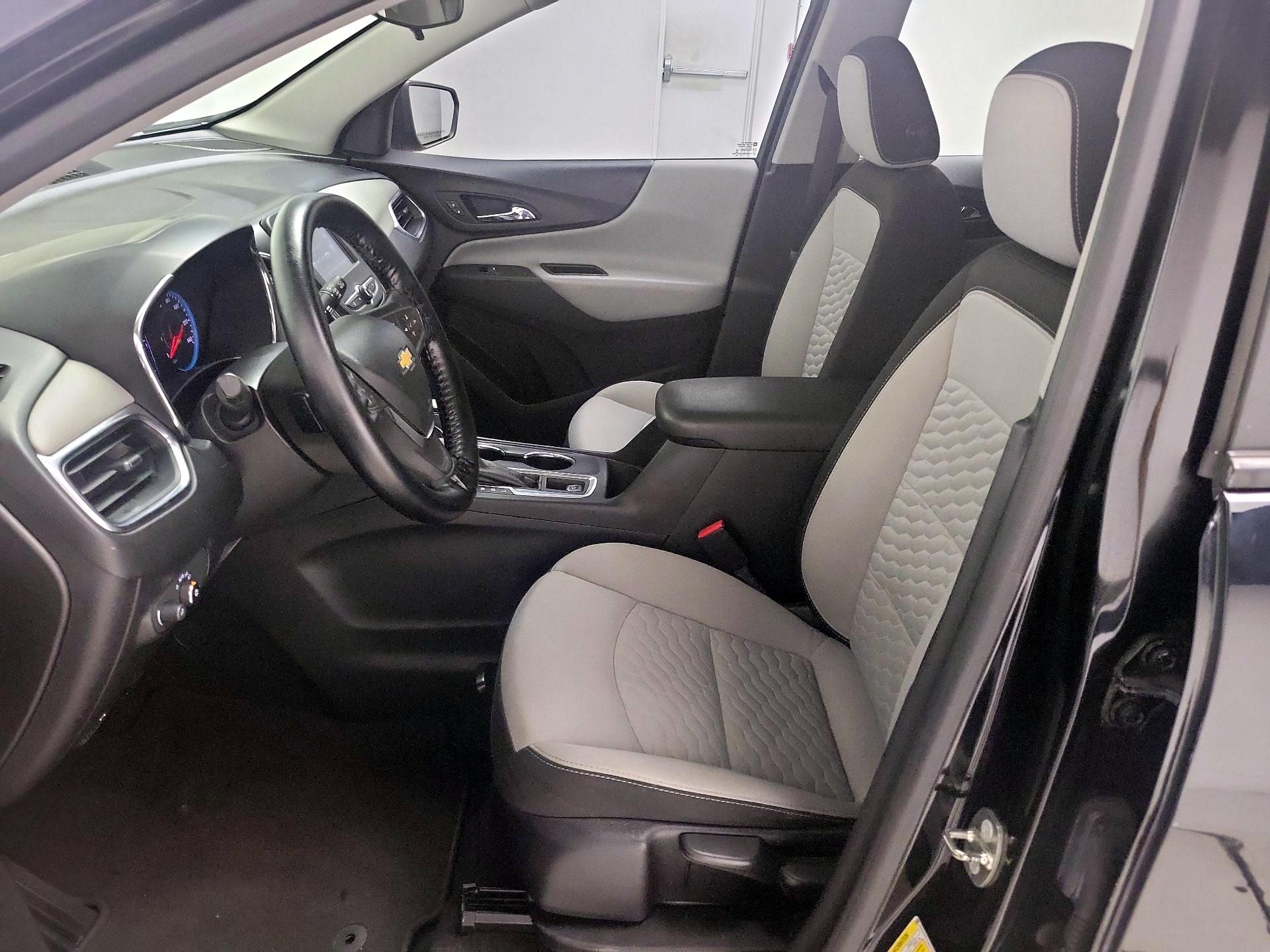 Thumbnail: 2018 Chevrolet Equinox - 11