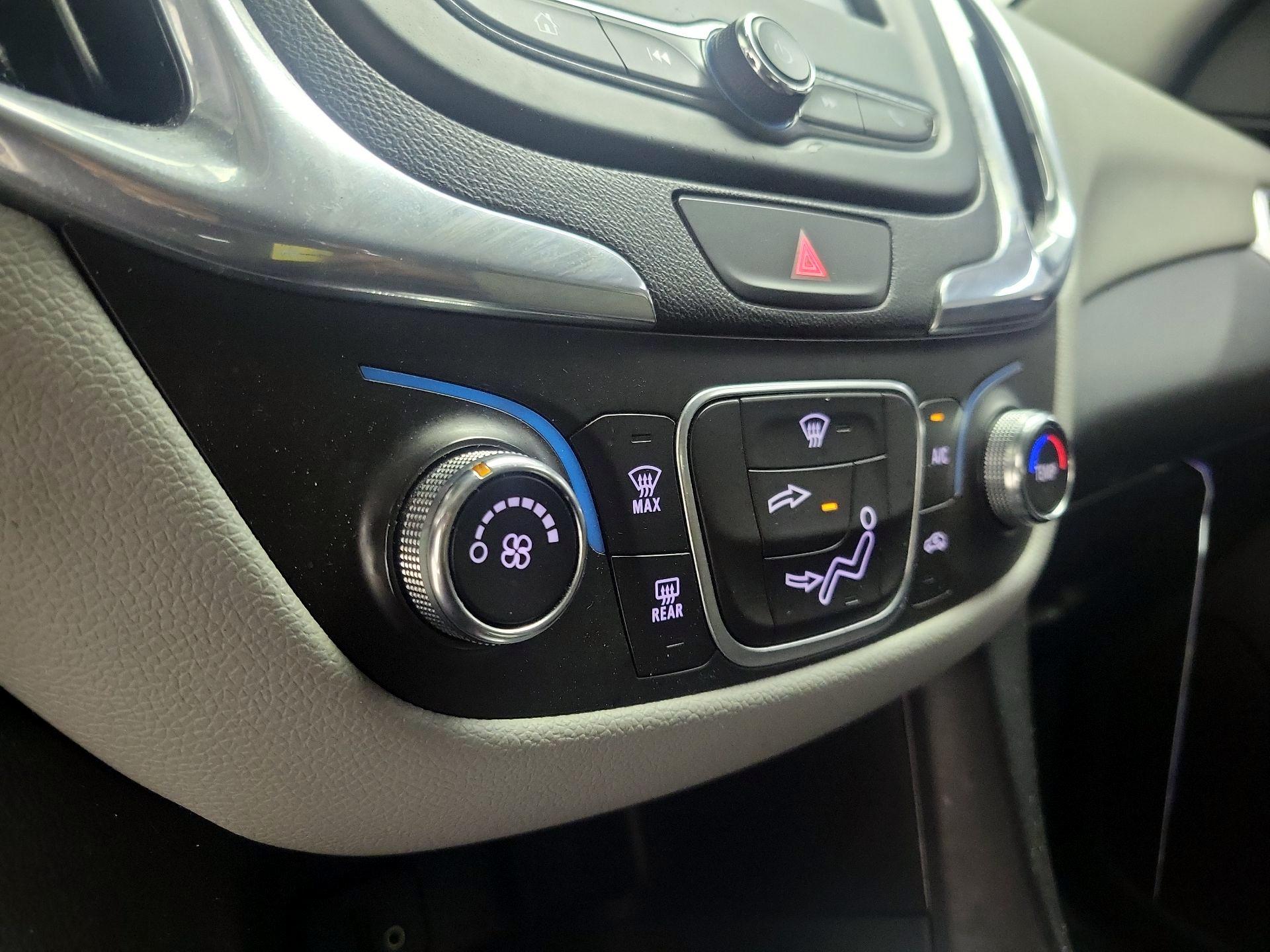 Thumbnail: 2018 Chevrolet Equinox - 16