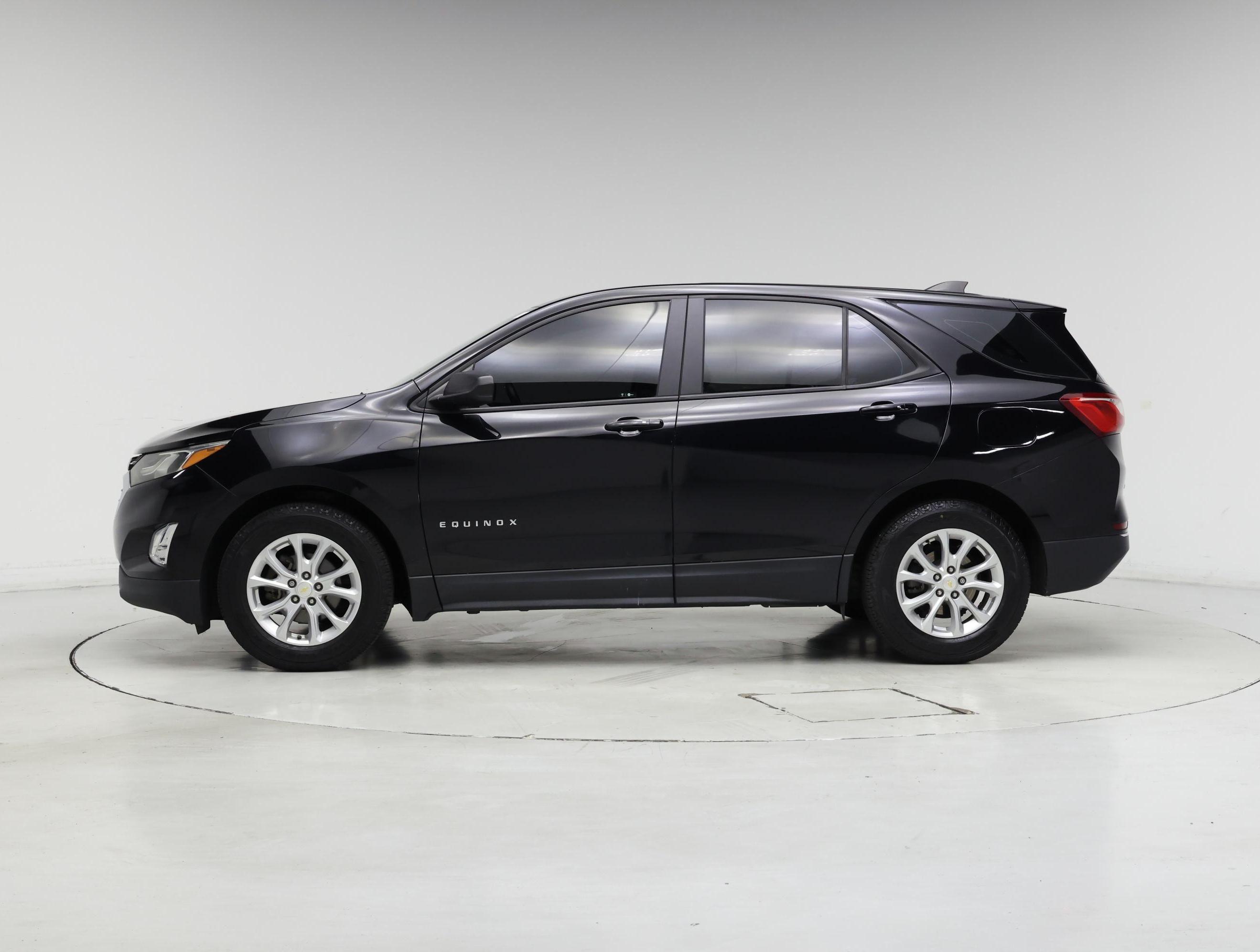 Thumbnail: 2018 Chevrolet Equinox - 3