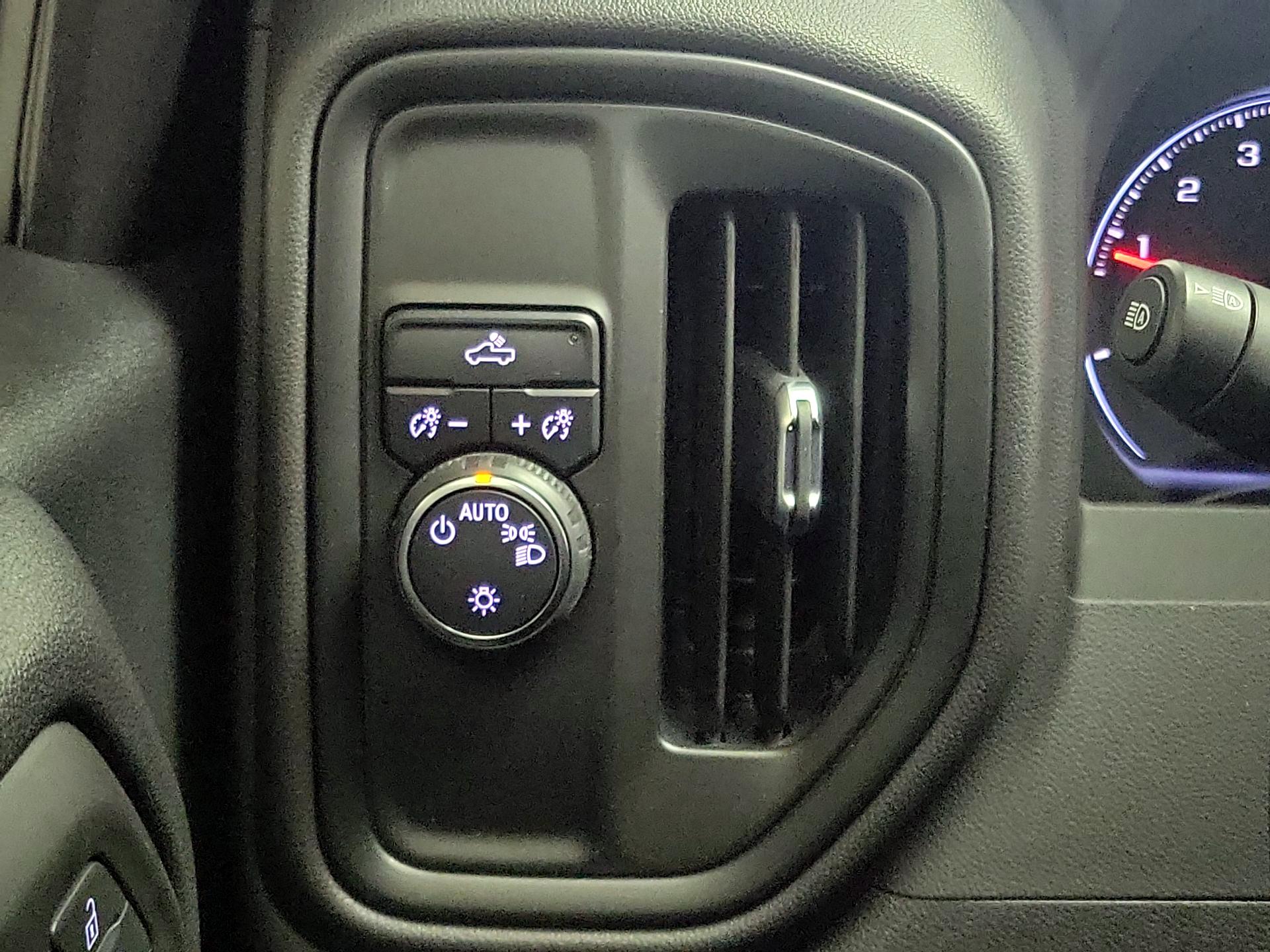 Thumbnail: 2023 Chevrolet Silverado 1500 - 13