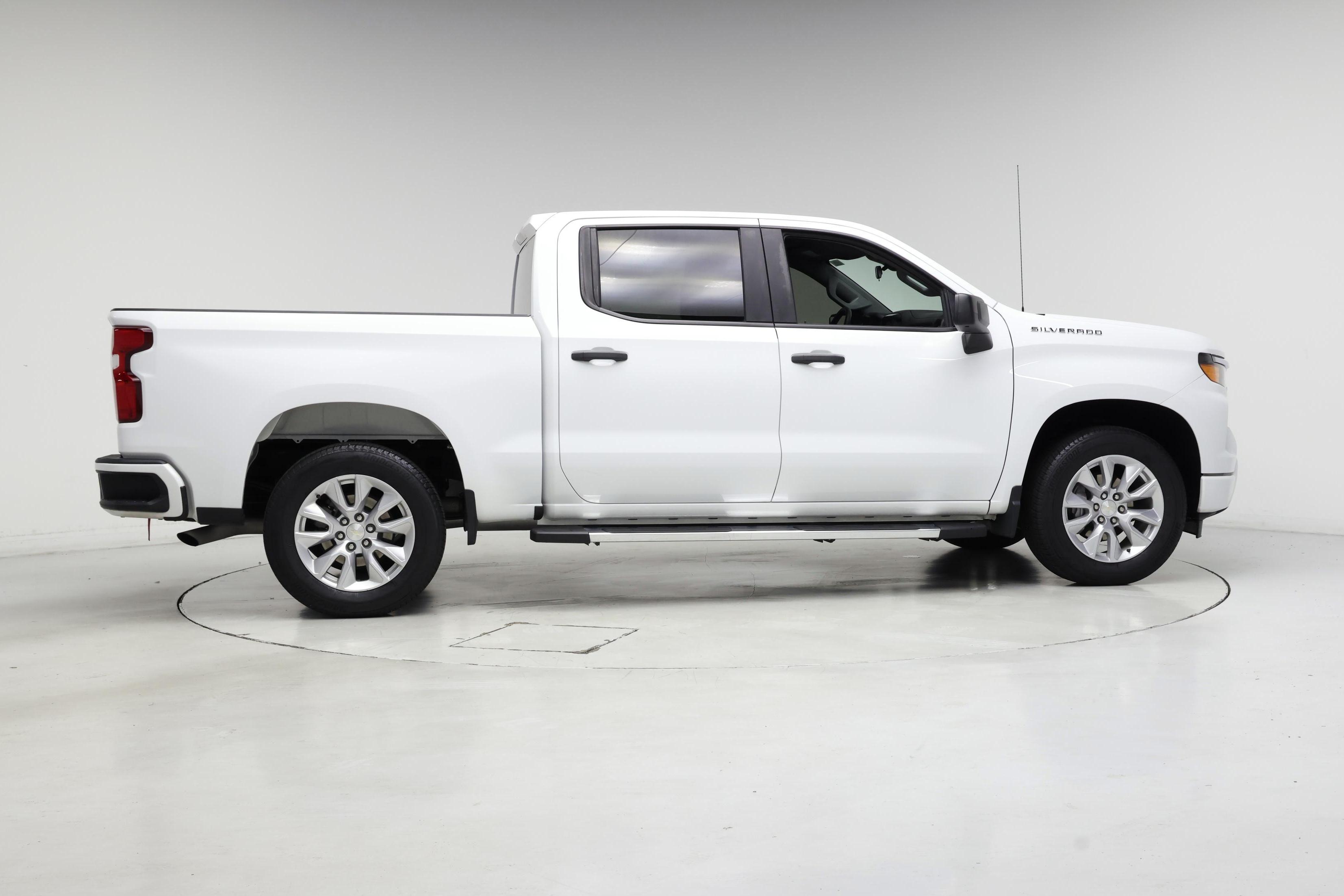 Thumbnail: 2023 Chevrolet Silverado 1500 - 7