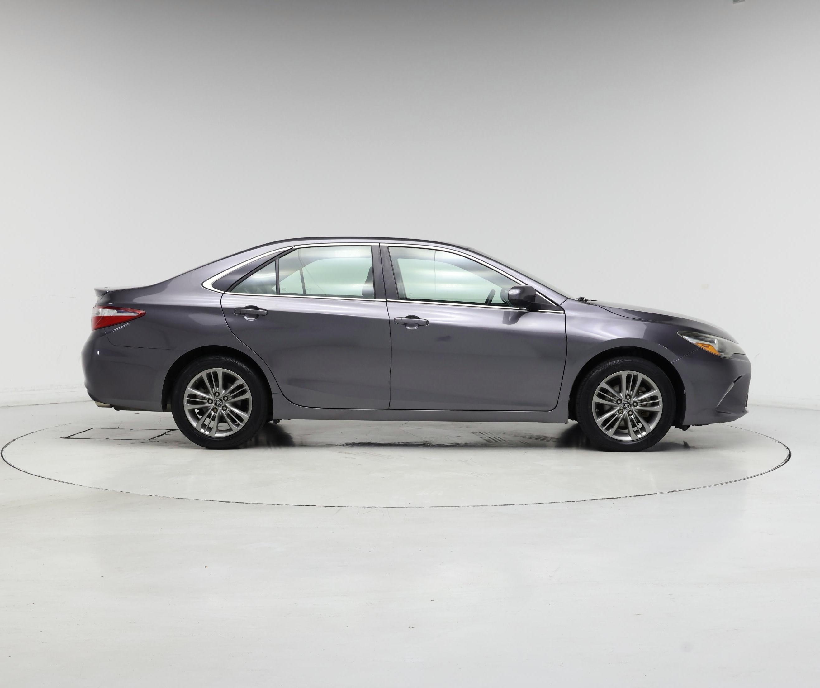 Thumbnail: 2017 Toyota Camry - 7